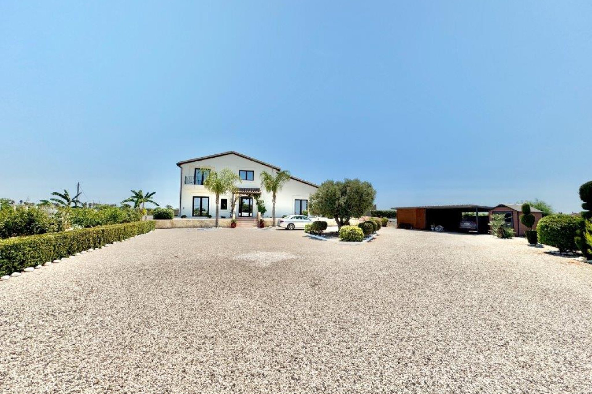 Resale - Country Property -
Dolores