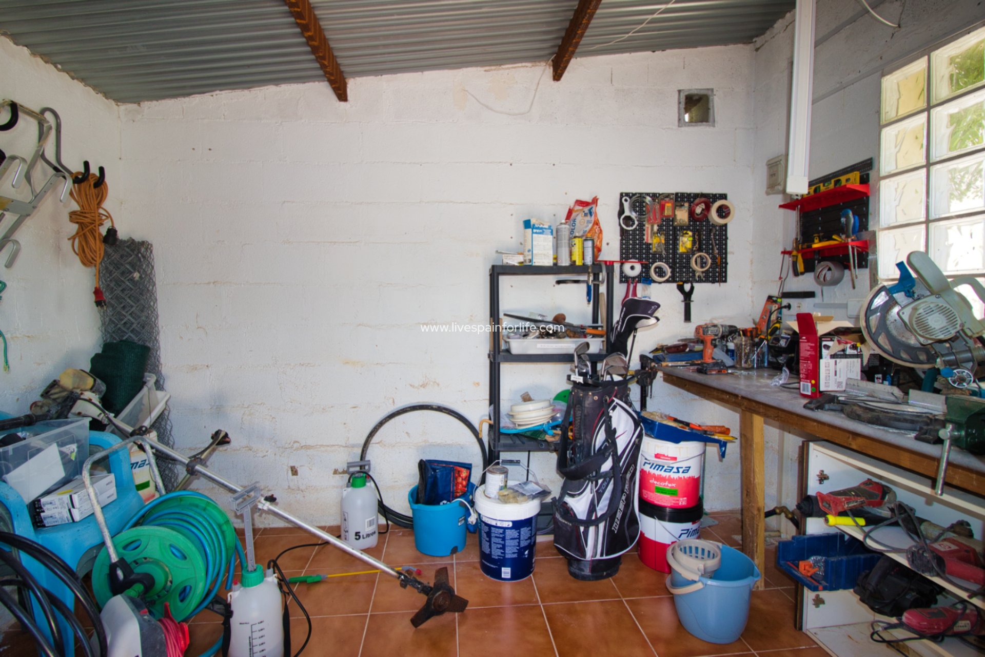 Resale - Country Property -
Dolores