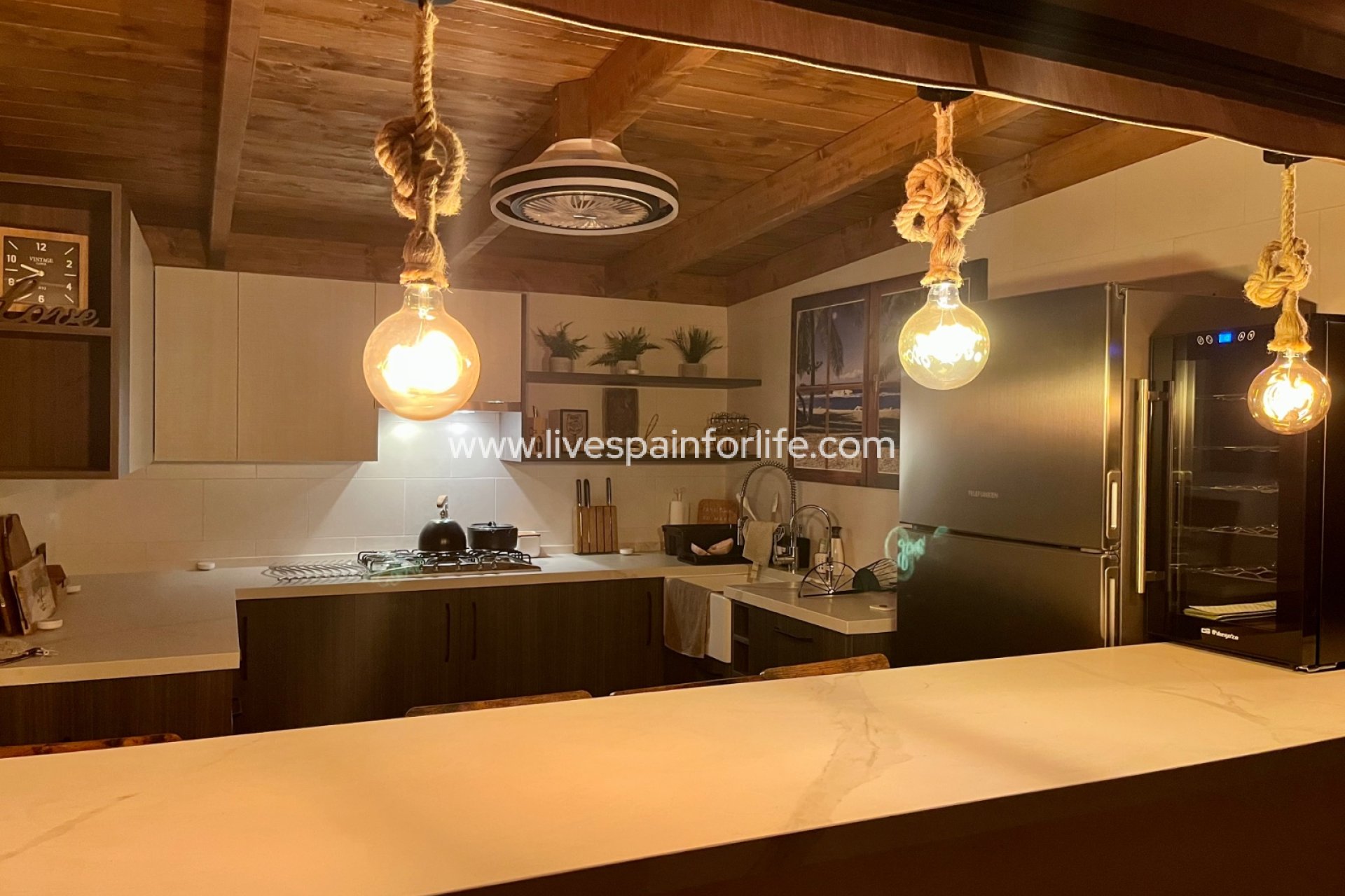 Resale - Country Property -
Dolores