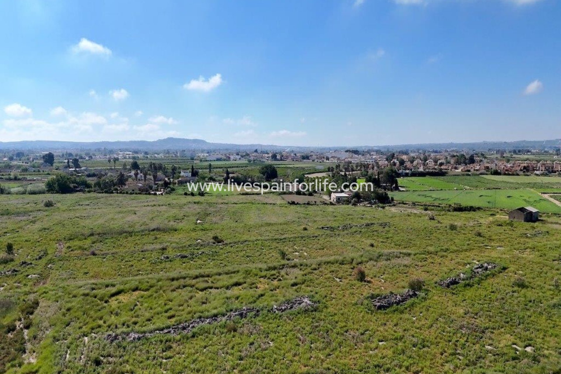 Resale - Country Property -
Dolores