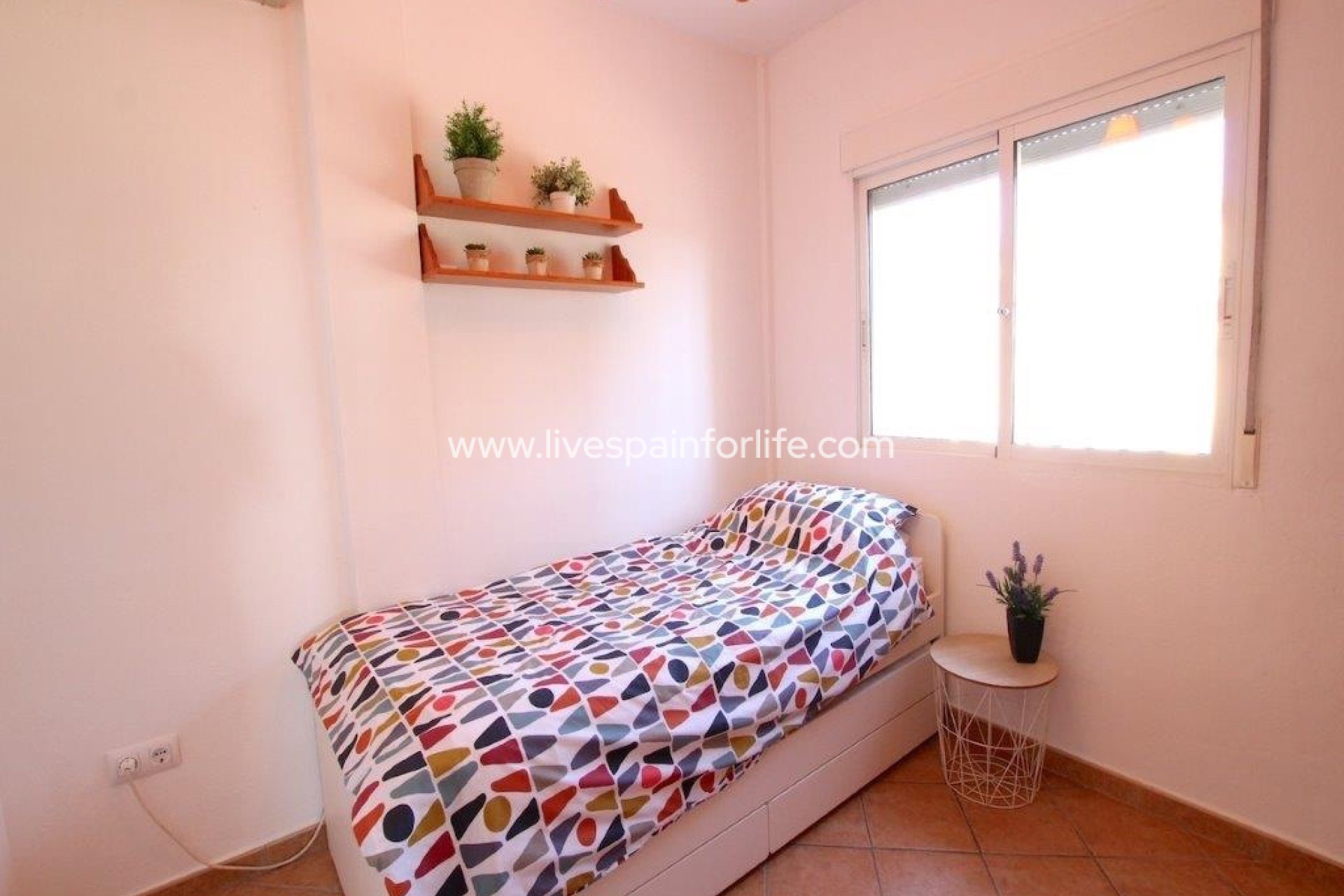 Resale - Country Property -
Dolores