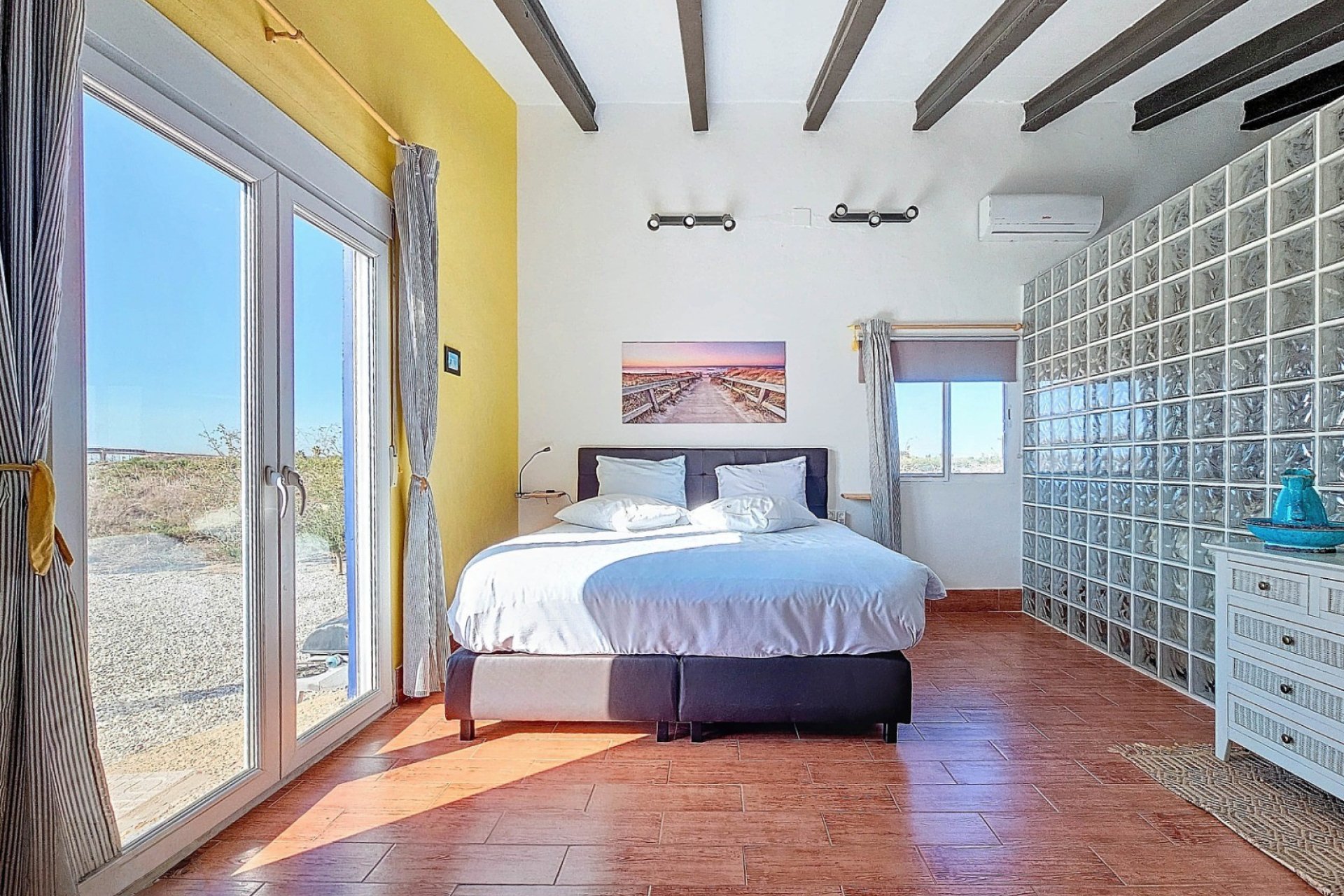 Resale - Country Property -
El Realengo