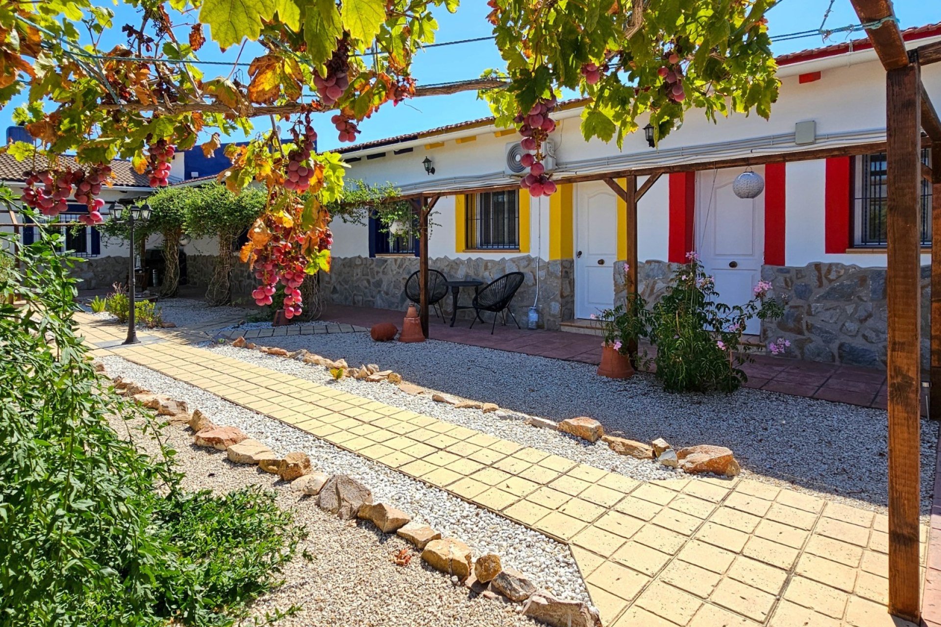 Resale - Country Property -
El Realengo