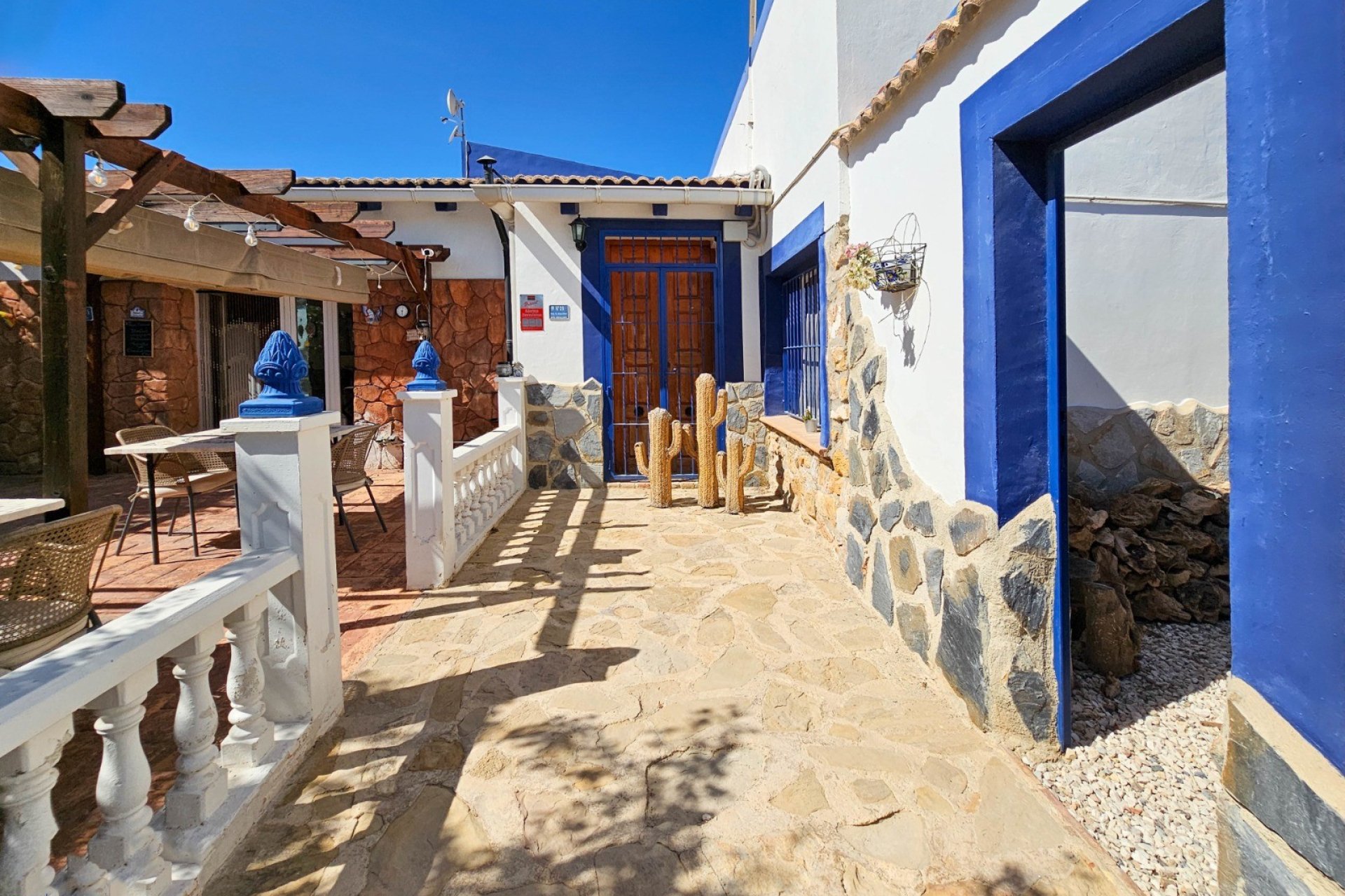 Resale - Country Property -
El Realengo