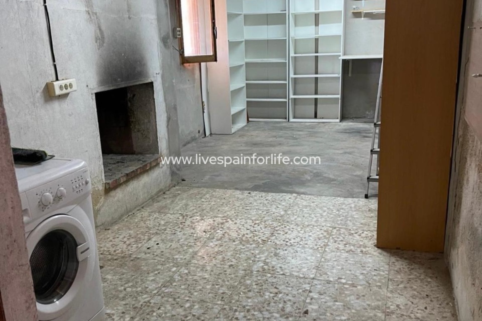 Resale - Country Property -
Elche