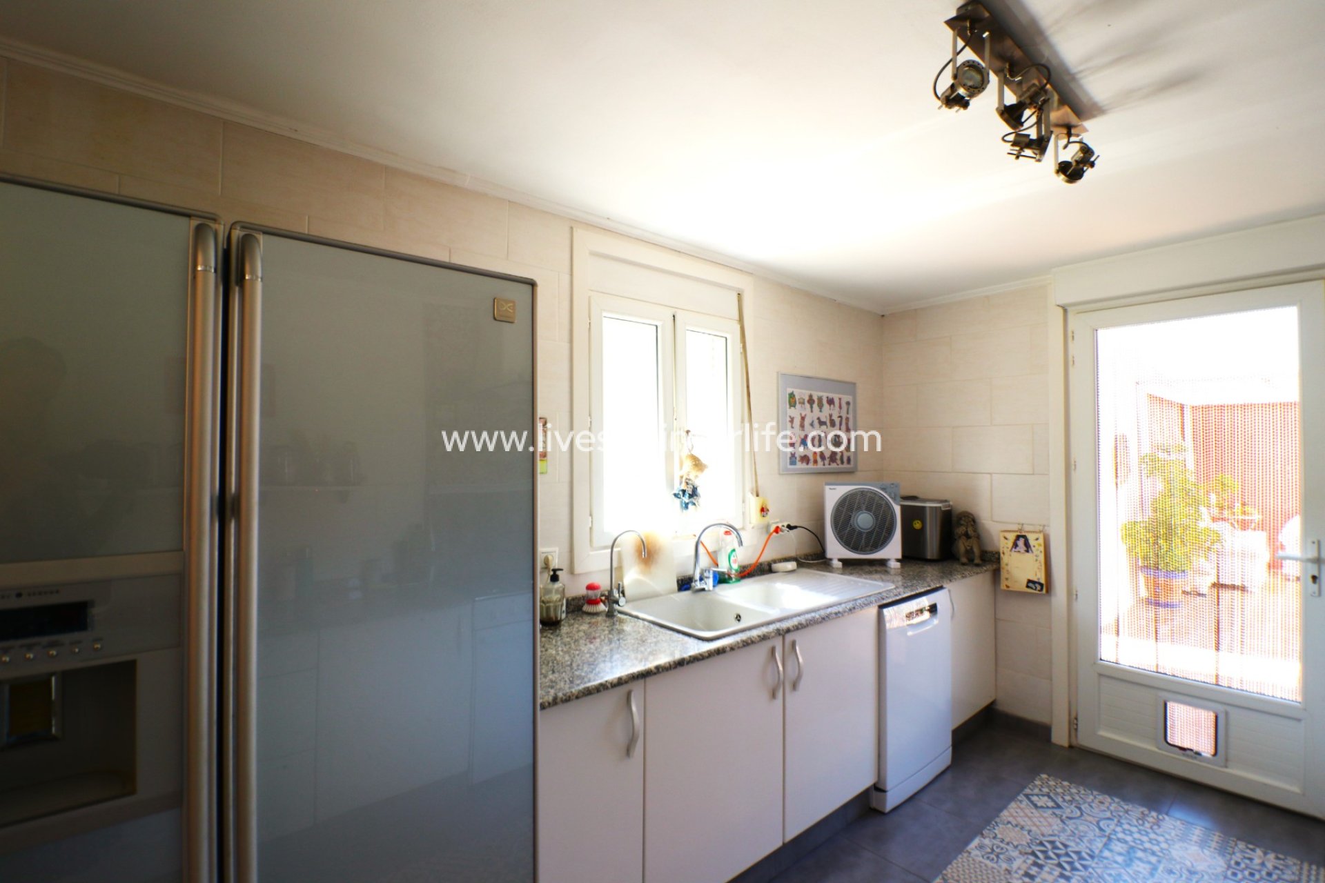 Resale - Country Property -
Granja de Rocamora