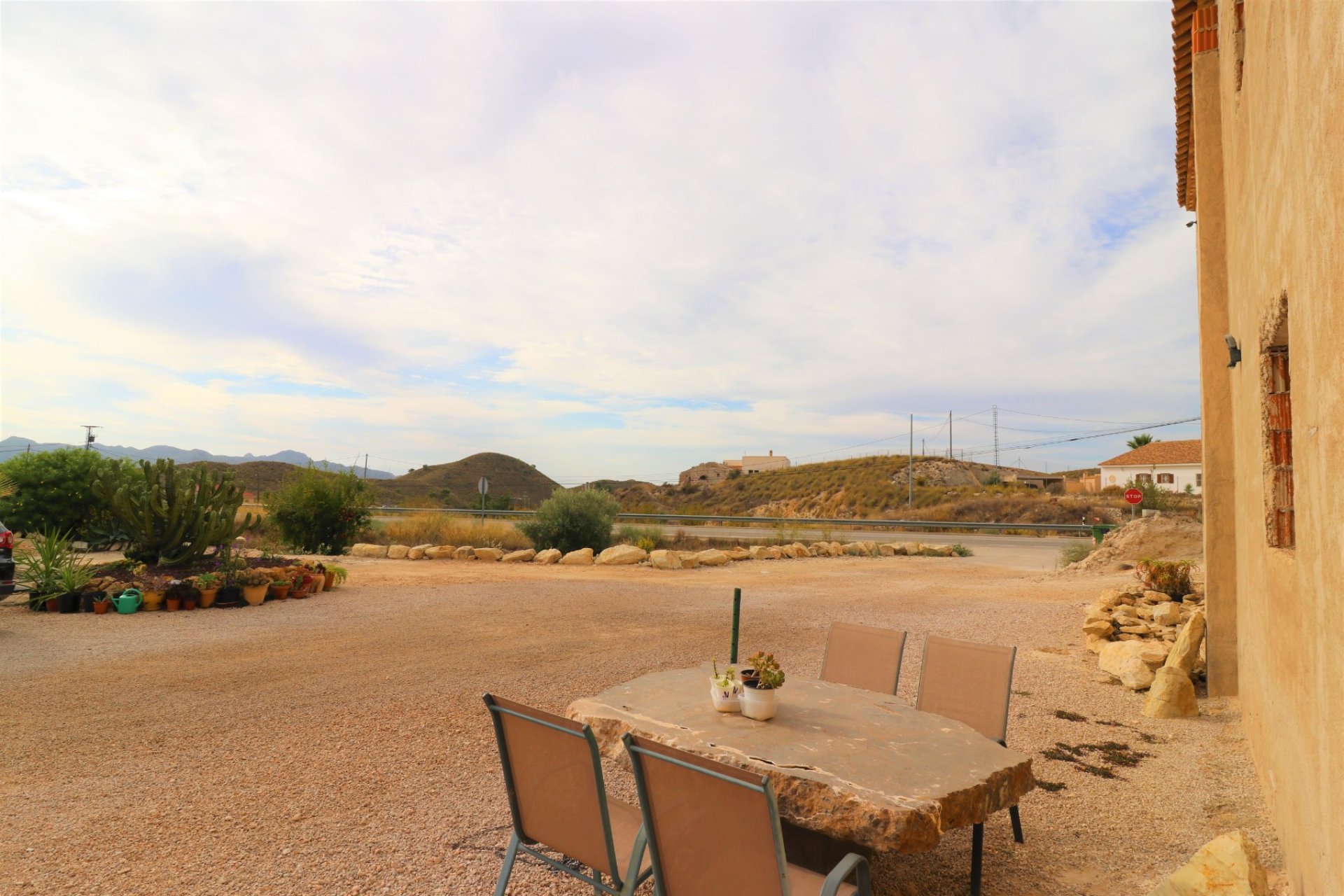 Resale - Country Property -
Hondon De Las Nieves - Hondon De Los Frailes