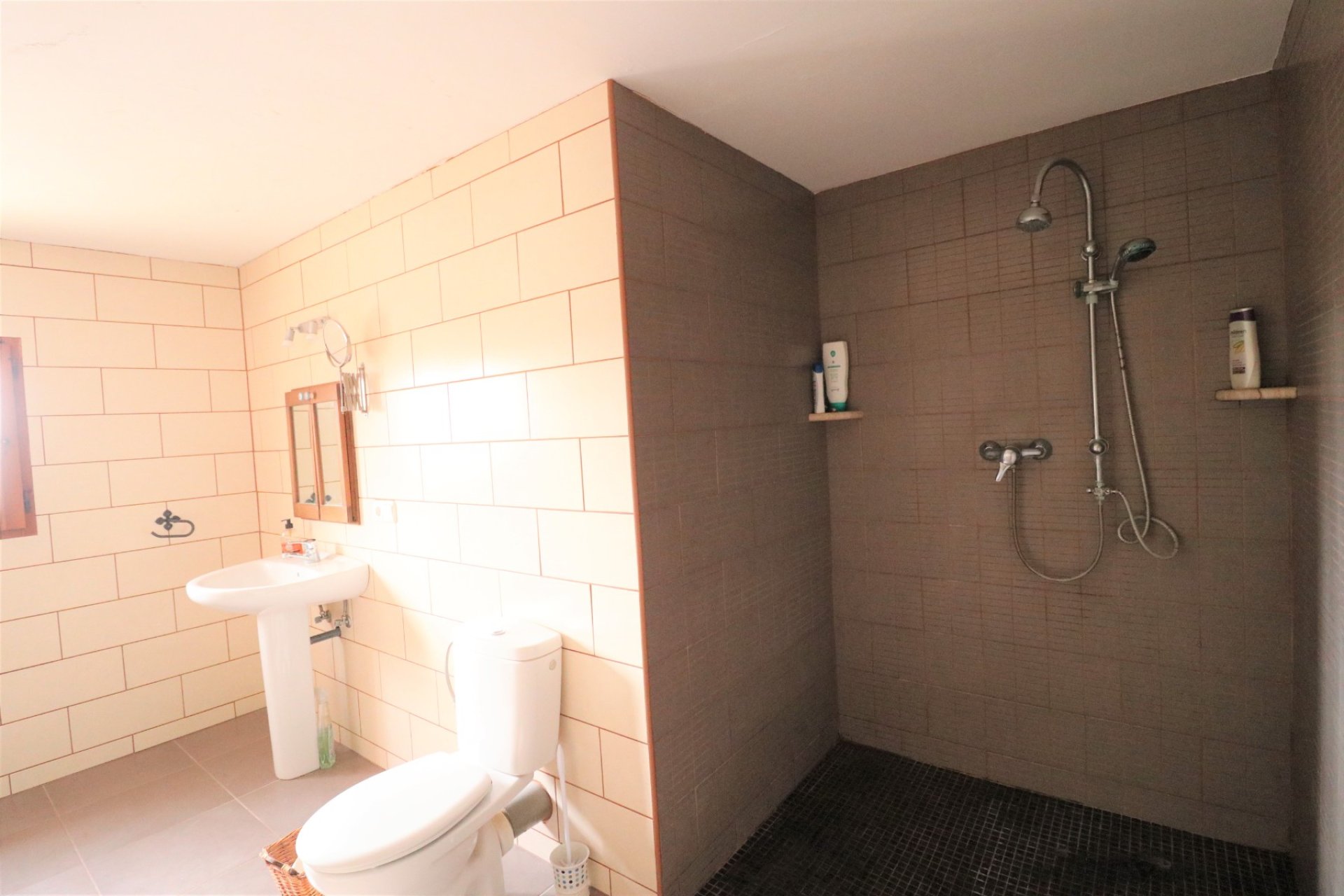 Resale - Country Property -
Hondon De Las Nieves - Hondon De Los Frailes