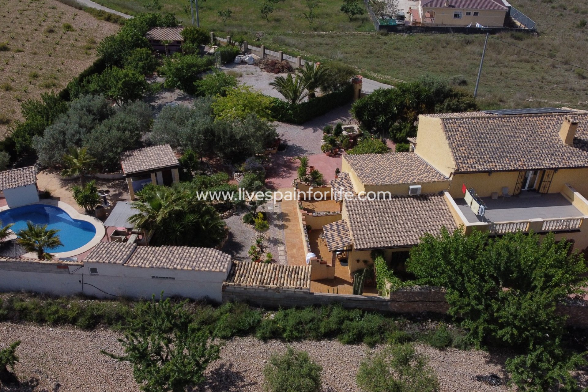 Resale - Country Property -
Hondon De Las Nieves - Hondon De Los Frailes