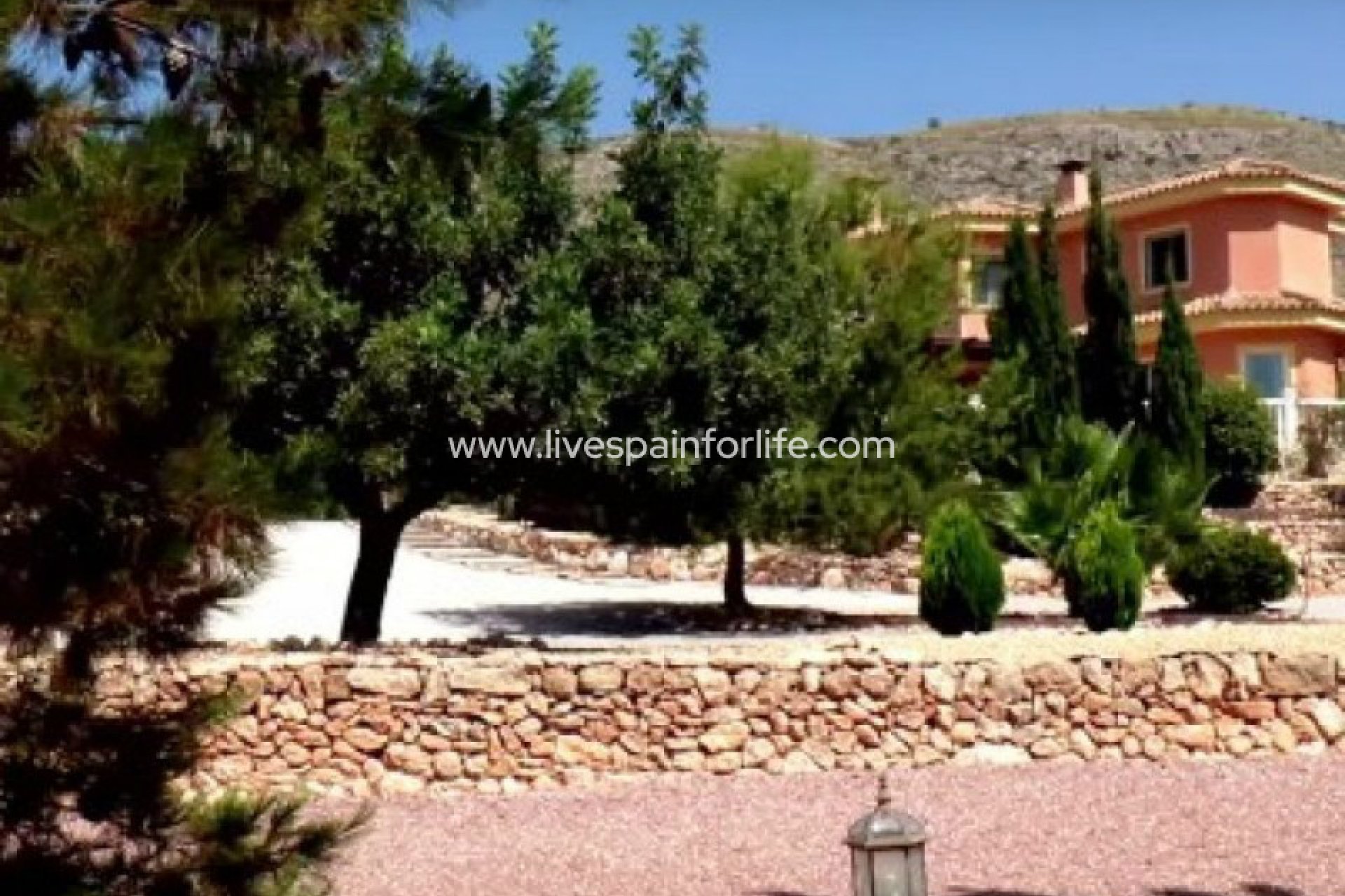 Resale - Country Property -
Hondon De Las Nieves