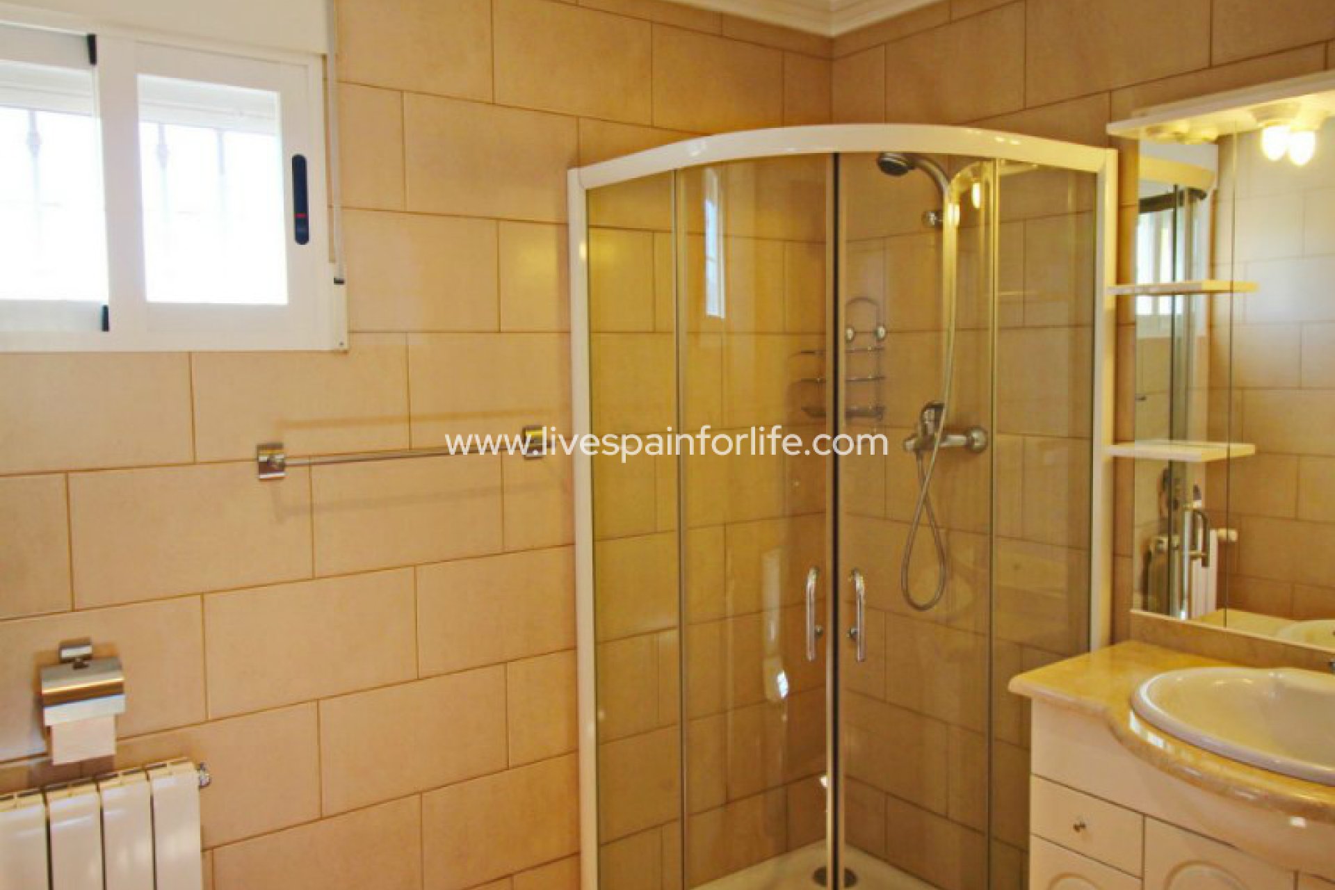 Resale - Country Property -
Hondon De Las Nieves