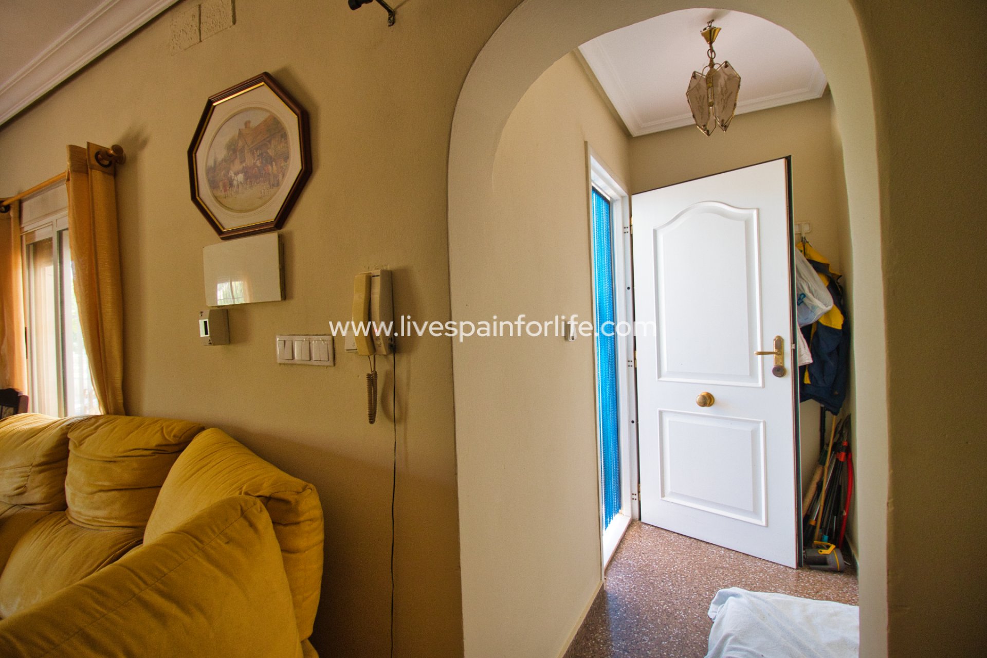 Resale - Country Property -
Hondon De Las Nieves