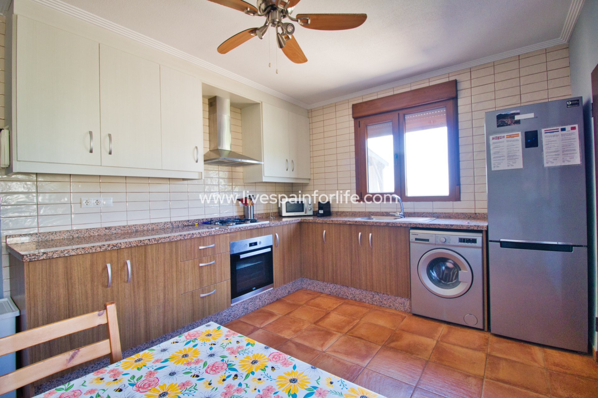 Resale - Country Property -
Hondon De Las Nieves