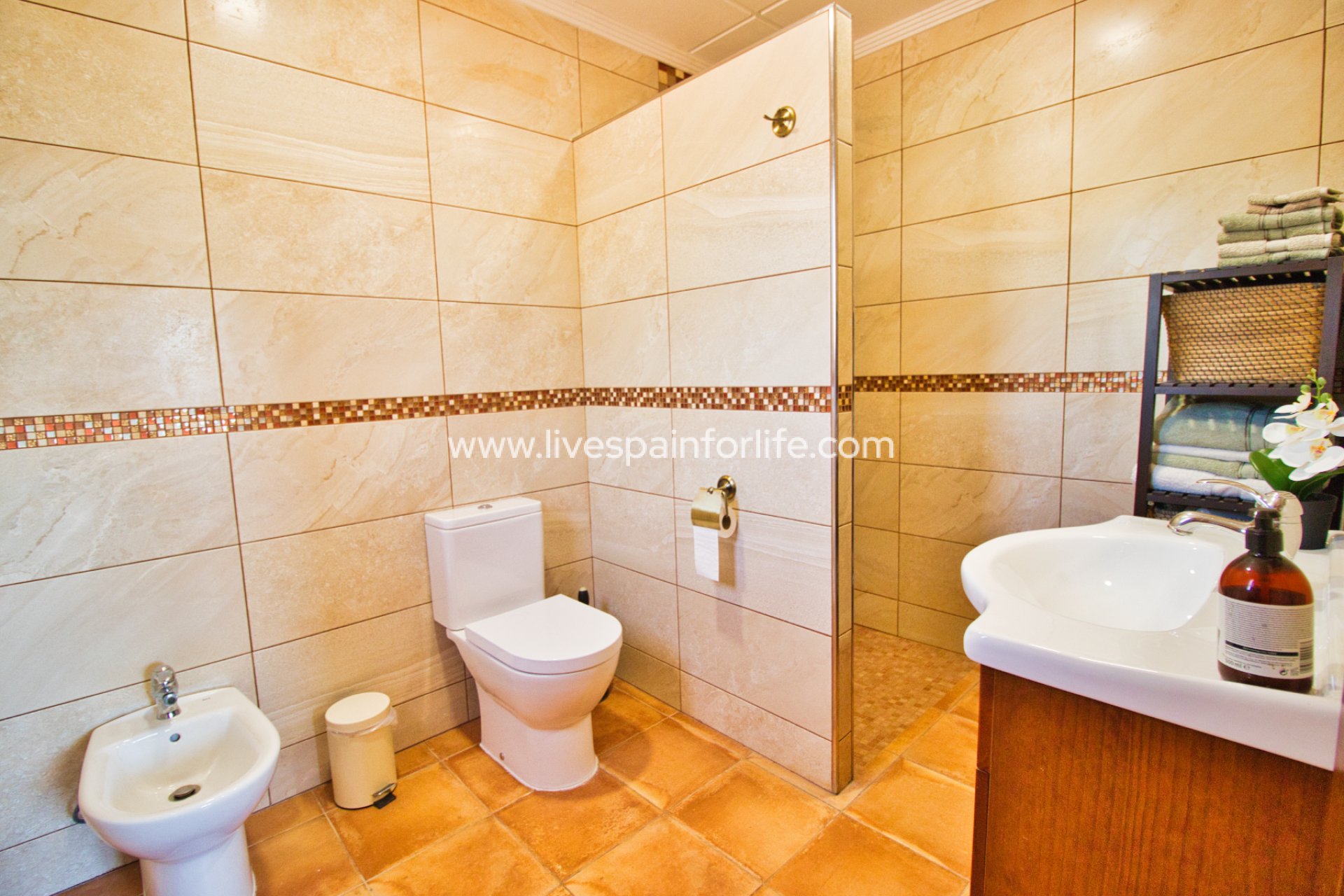 Resale - Country Property -
Hondon De Las Nieves