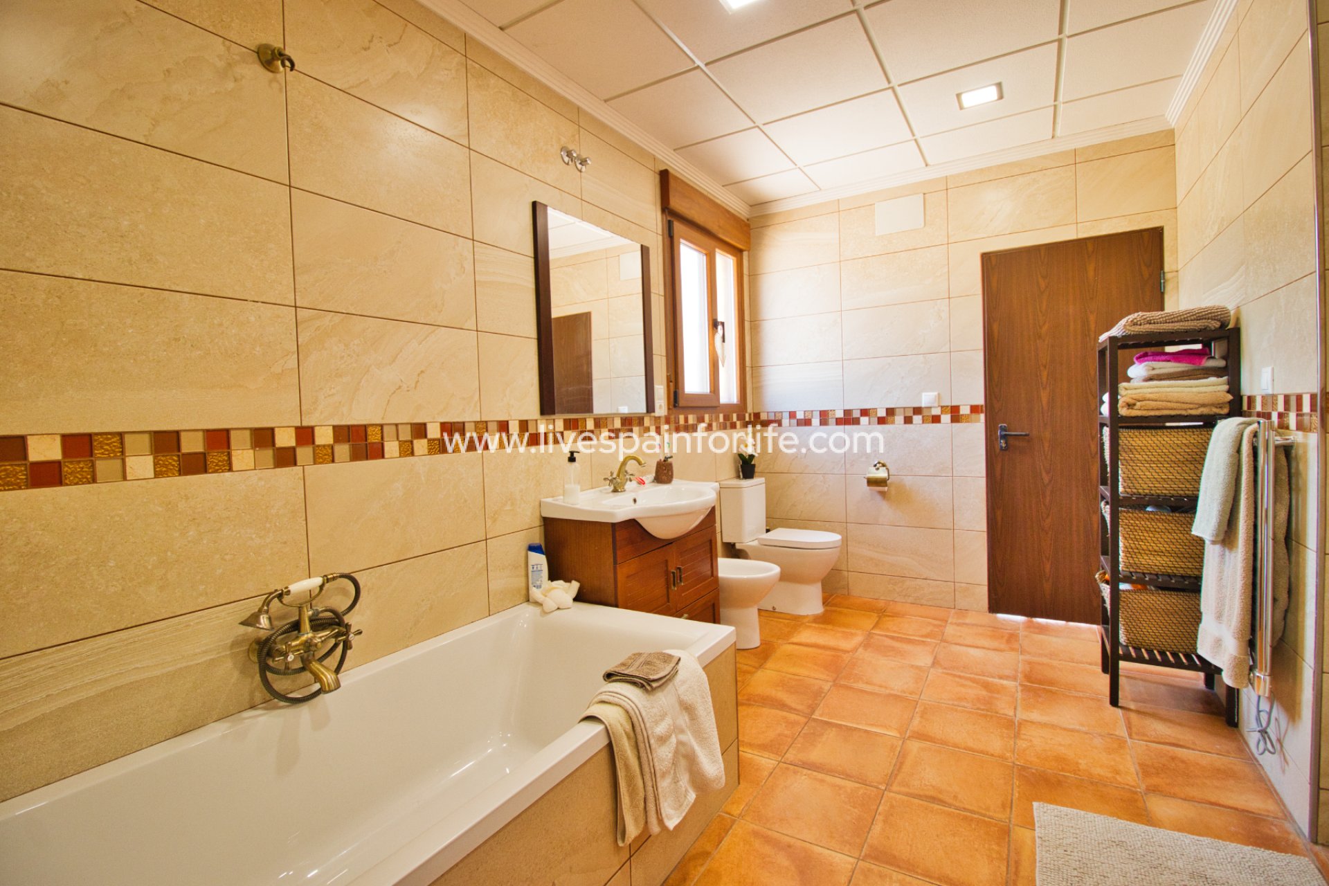 Resale - Country Property -
Hondon De Las Nieves