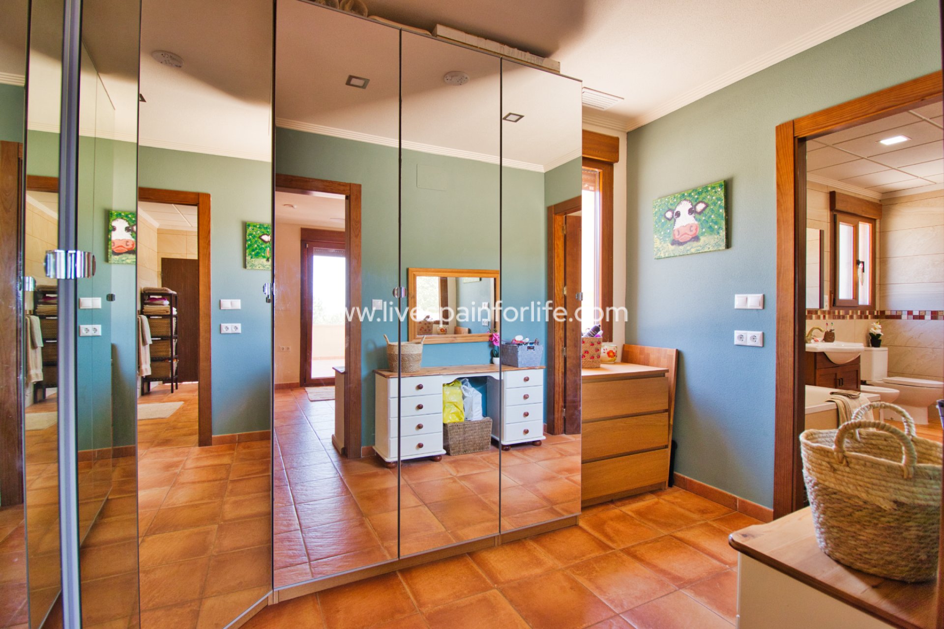 Resale - Country Property -
Hondon De Las Nieves