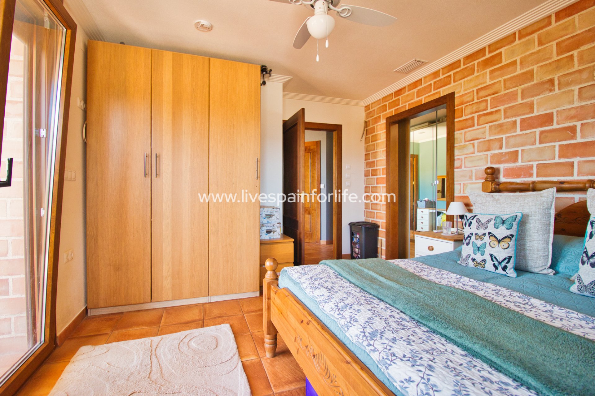 Resale - Country Property -
Hondon De Las Nieves