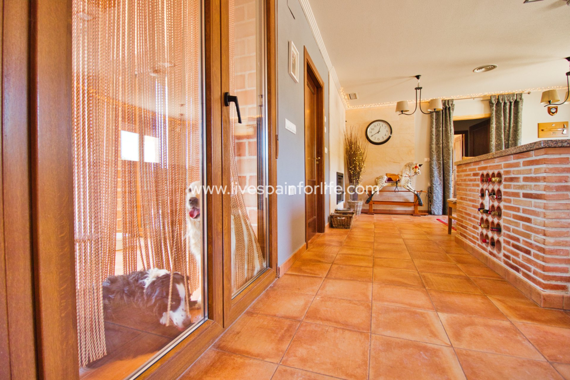 Resale - Country Property -
Hondon De Las Nieves