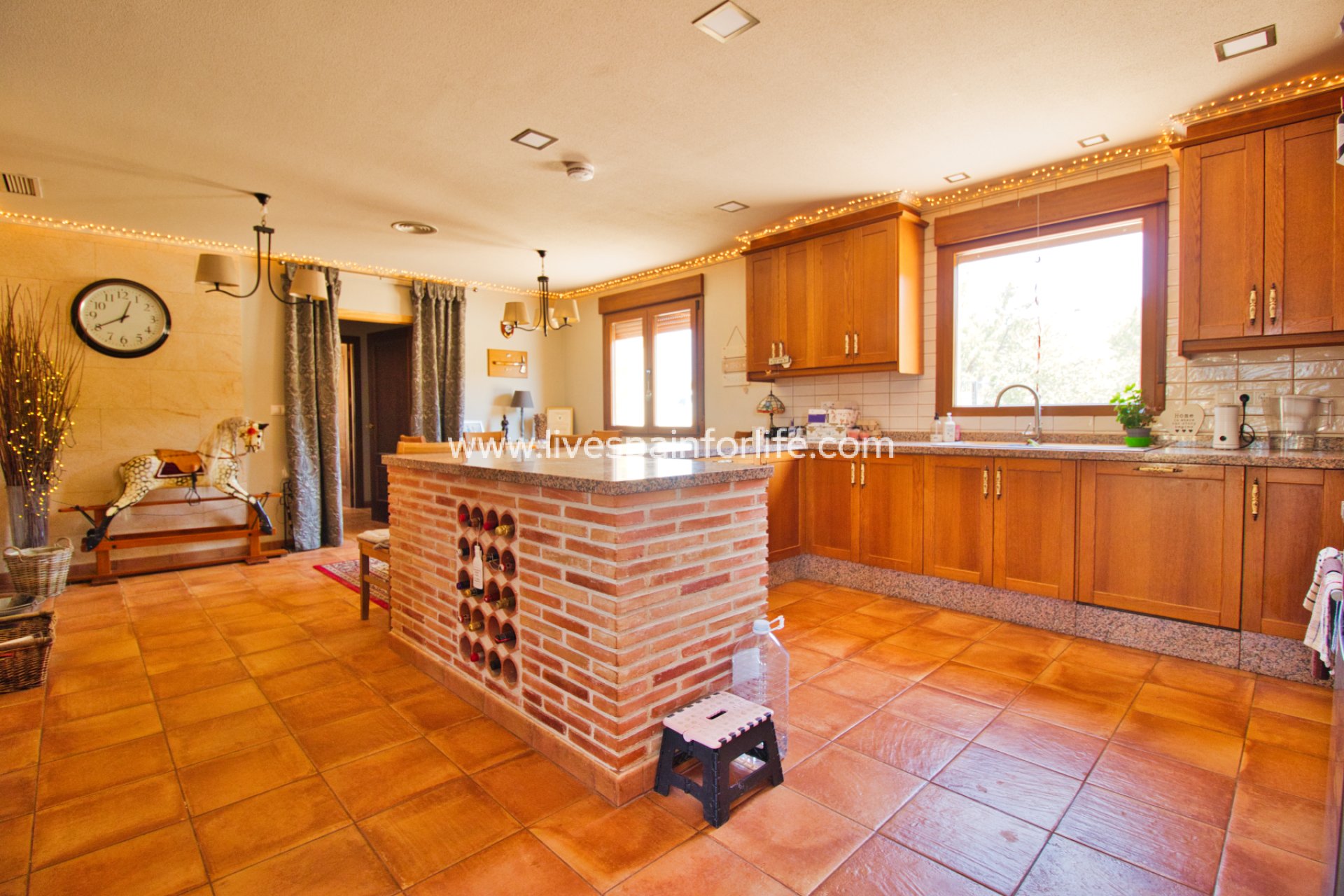 Resale - Country Property -
Hondon De Las Nieves