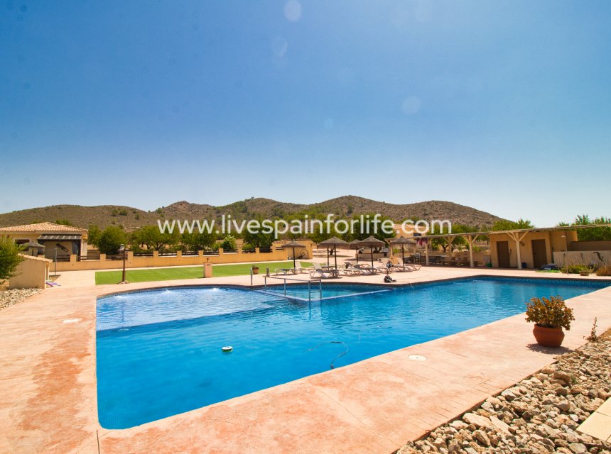 Resale - Country Property -
Hondon De Las Nieves