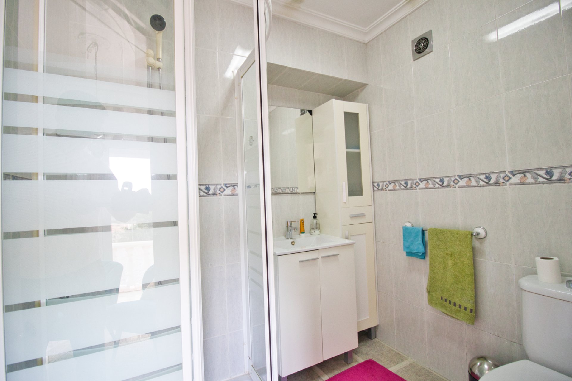 Resale - Country Property -
Hondon De Los Frailes