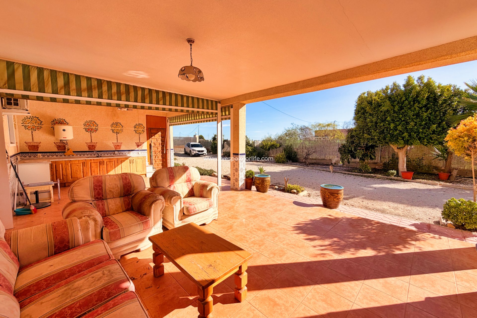 Resale - Country Property -
La Matola