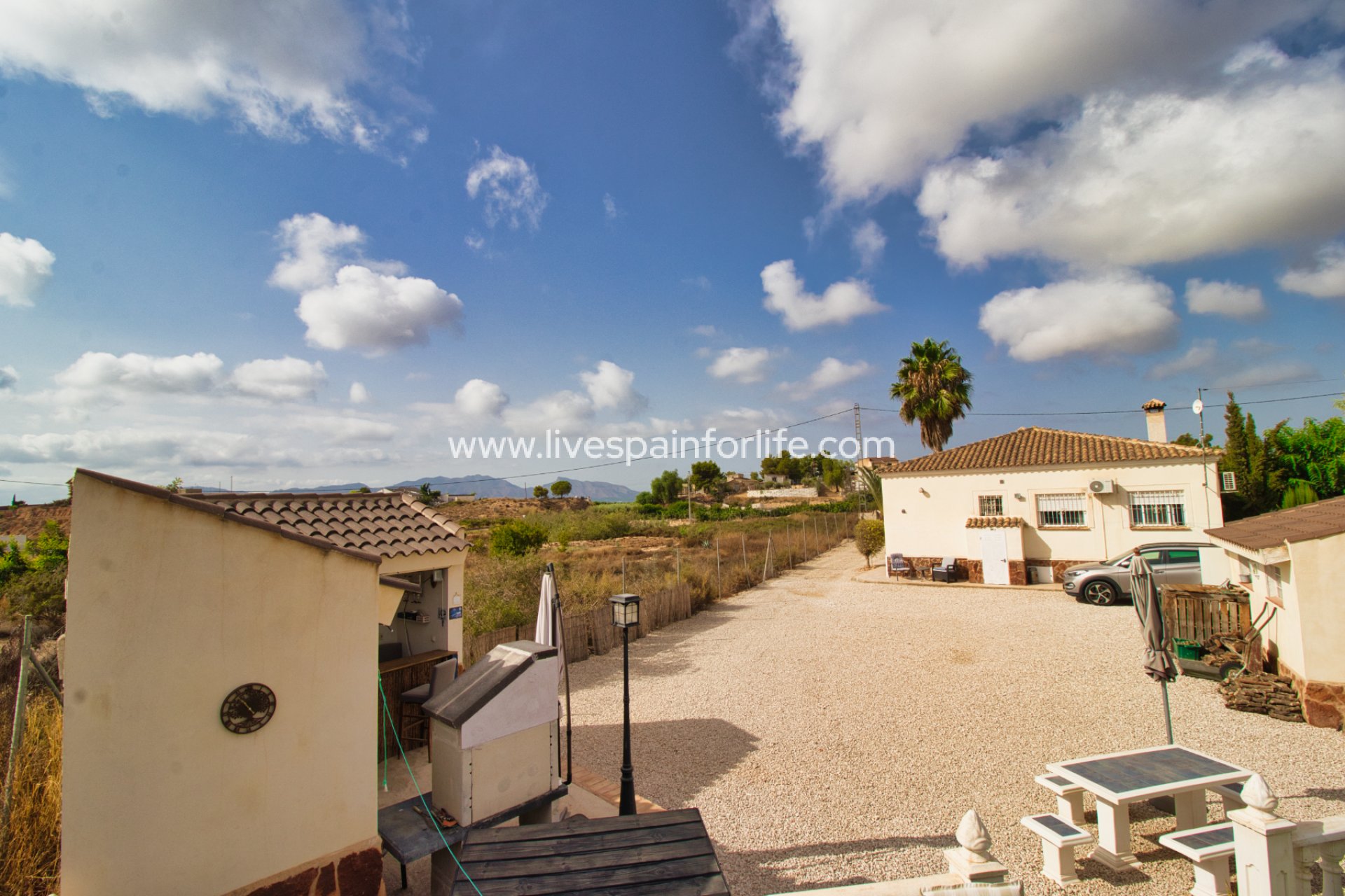 Resale - Country Property -
La Murada