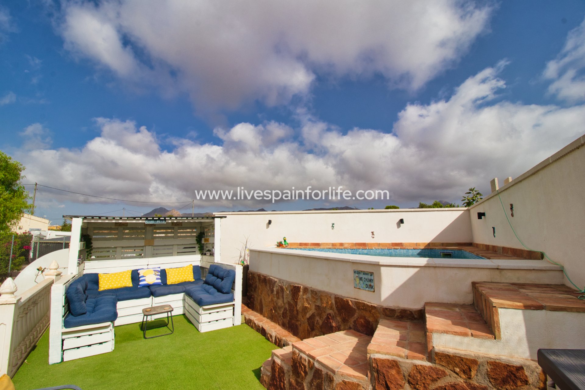 Resale - Country Property -
La Murada