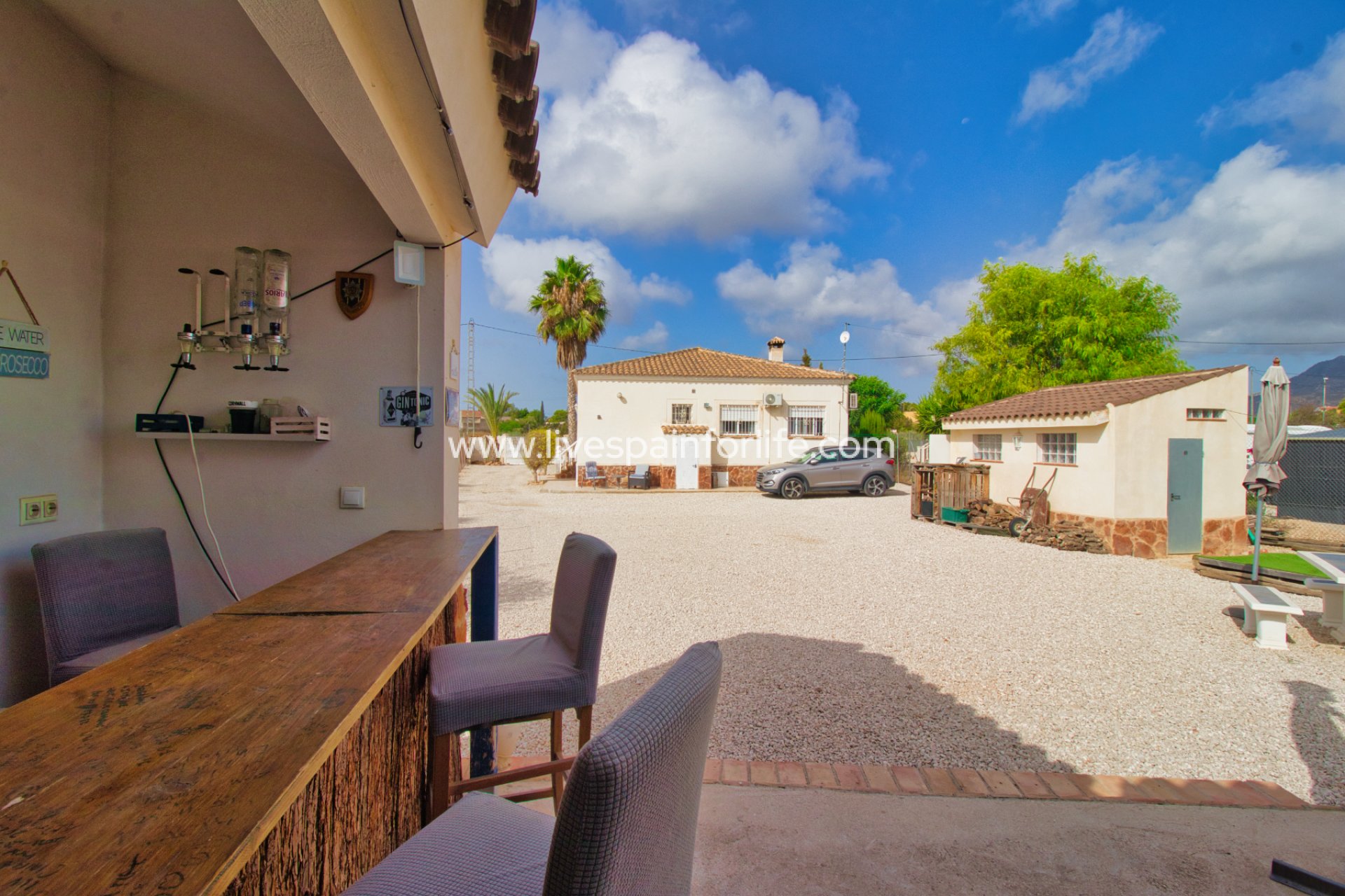 Resale - Country Property -
La Murada