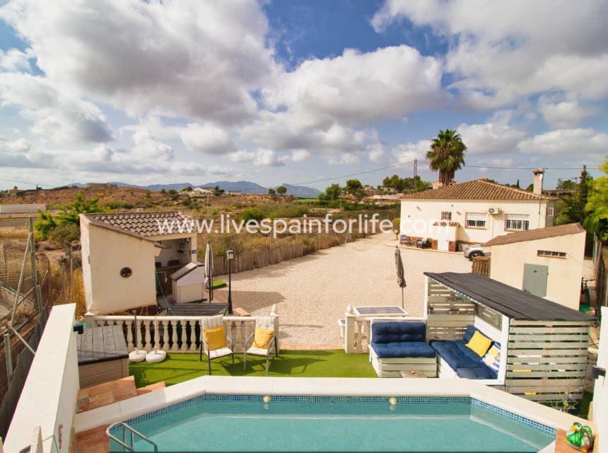 Resale - Country Property -
La Murada