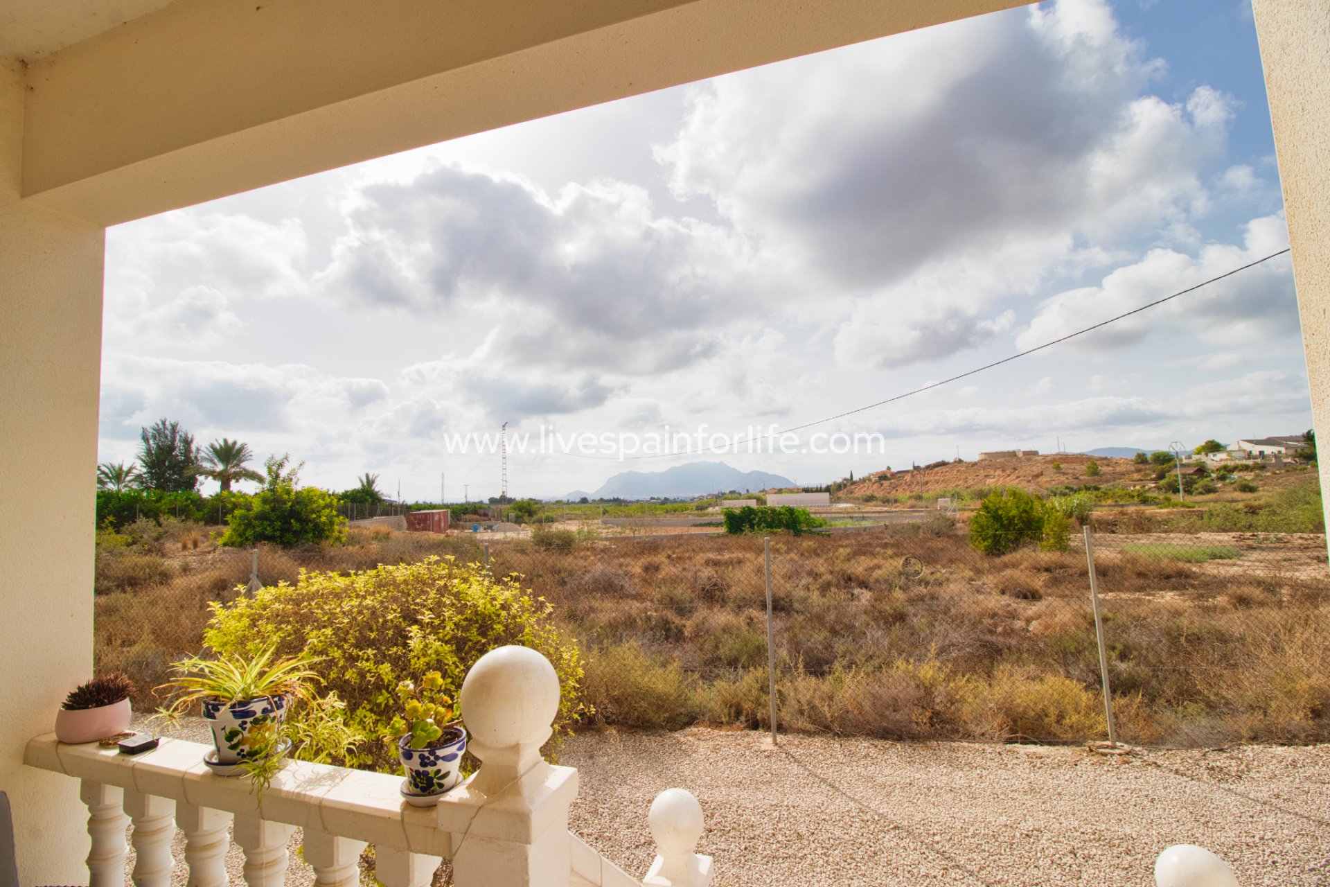 Resale - Country Property -
La Murada