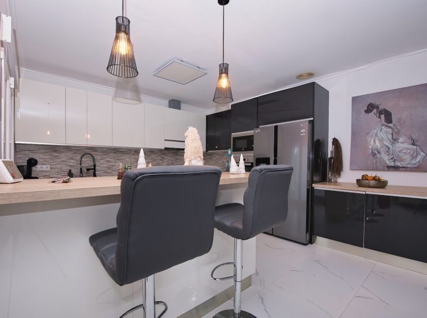 Resale - Country Property -
Macisvenda