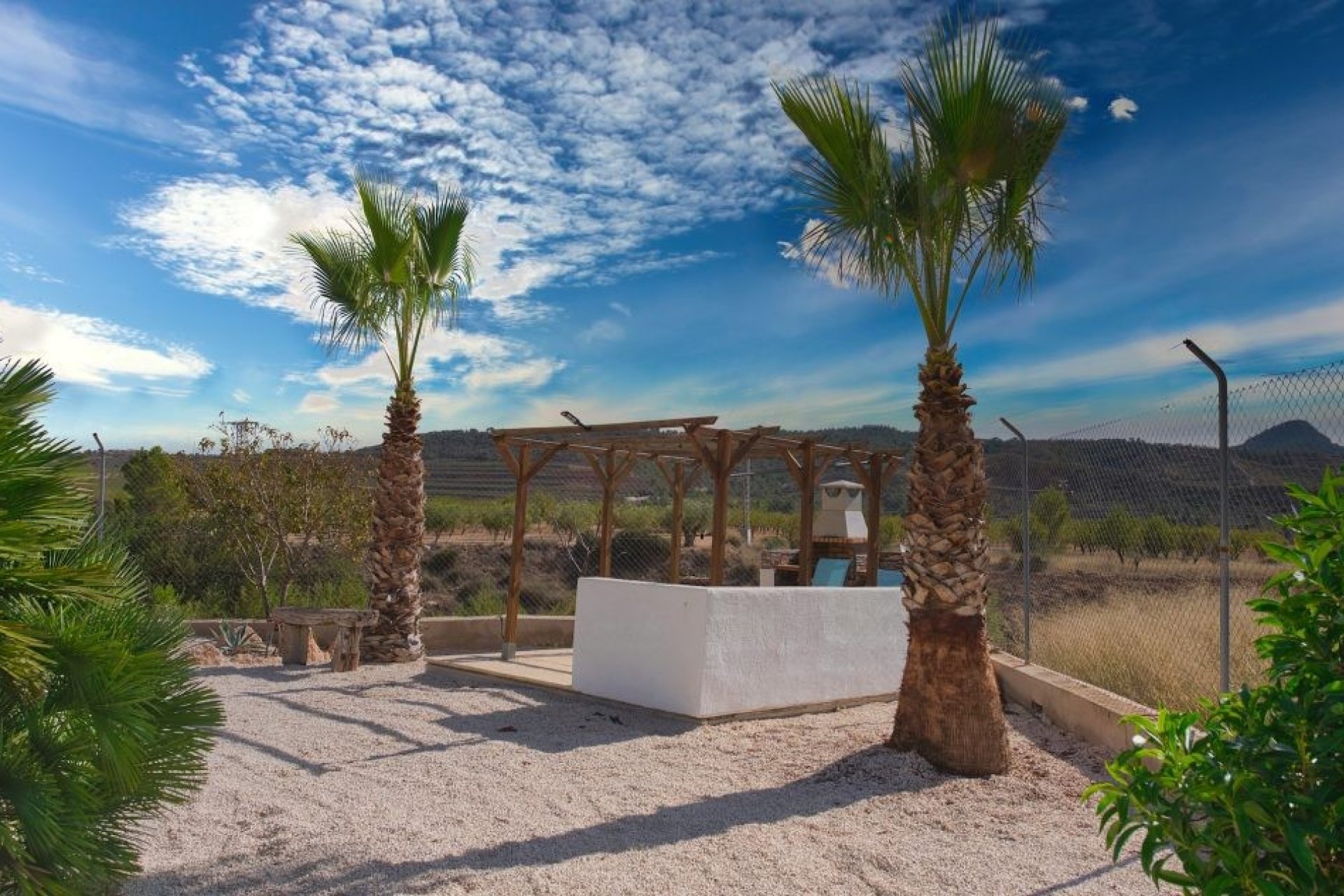 Resale - Country Property -
Macisvenda