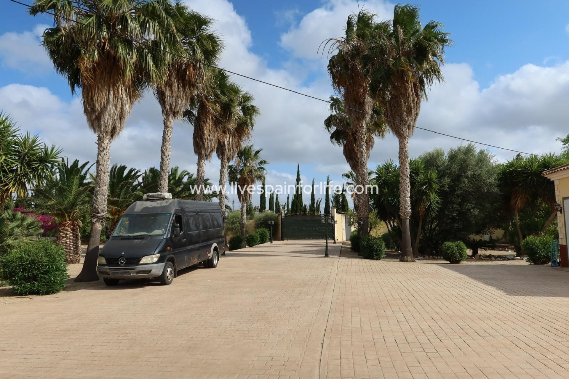 Resale - Country Property -
Orihuela - San Bartolome