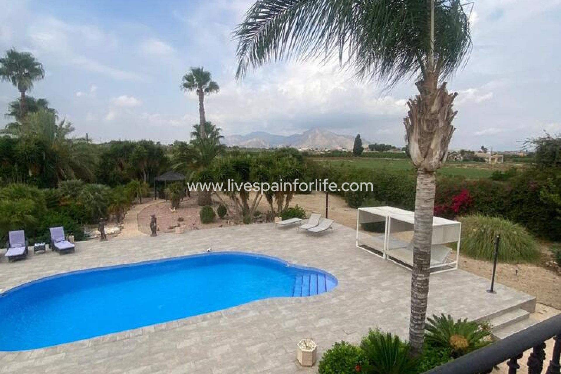 Resale - Country Property -
Orihuela - San Bartolome