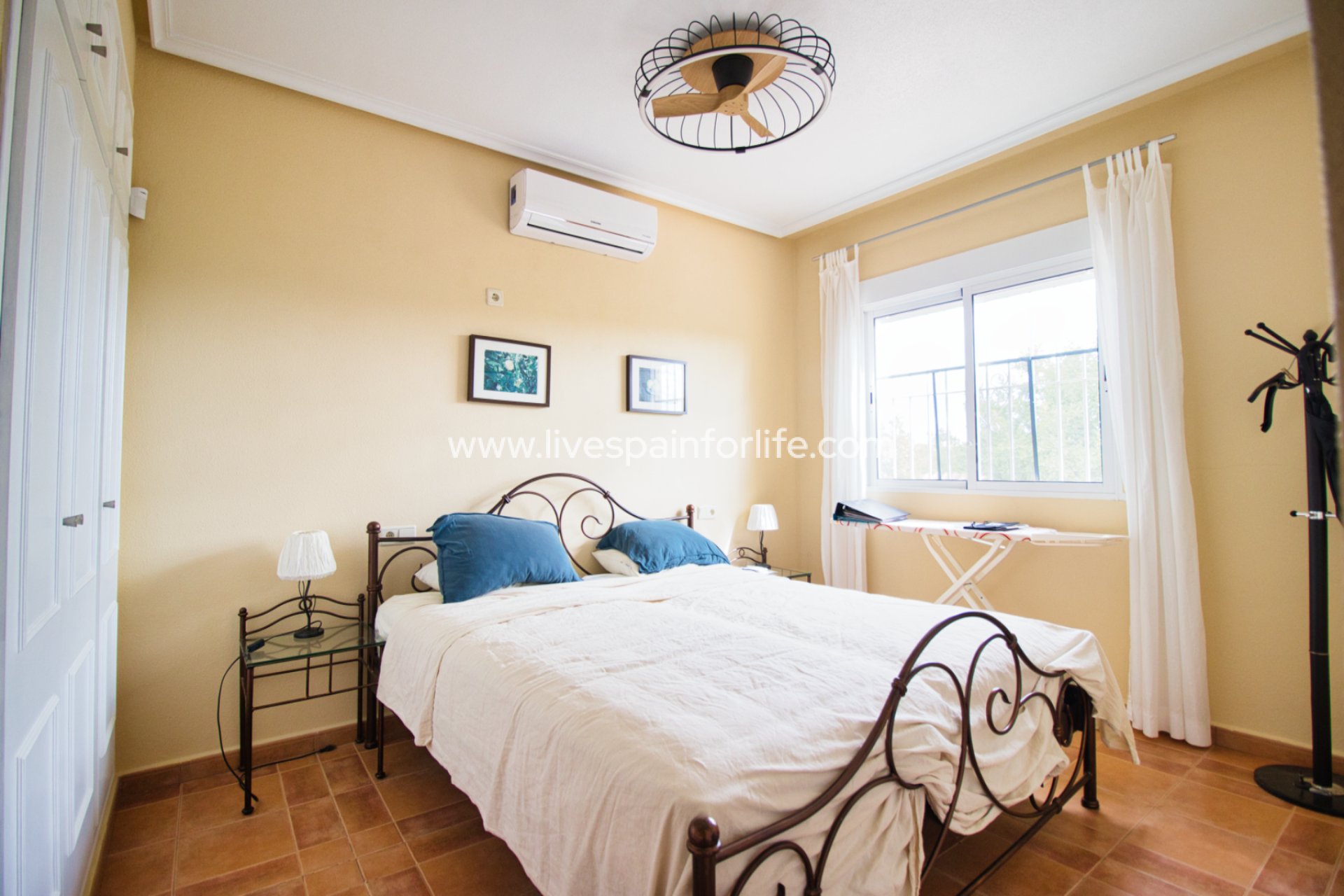 Resale - Country Property -
Orihuela