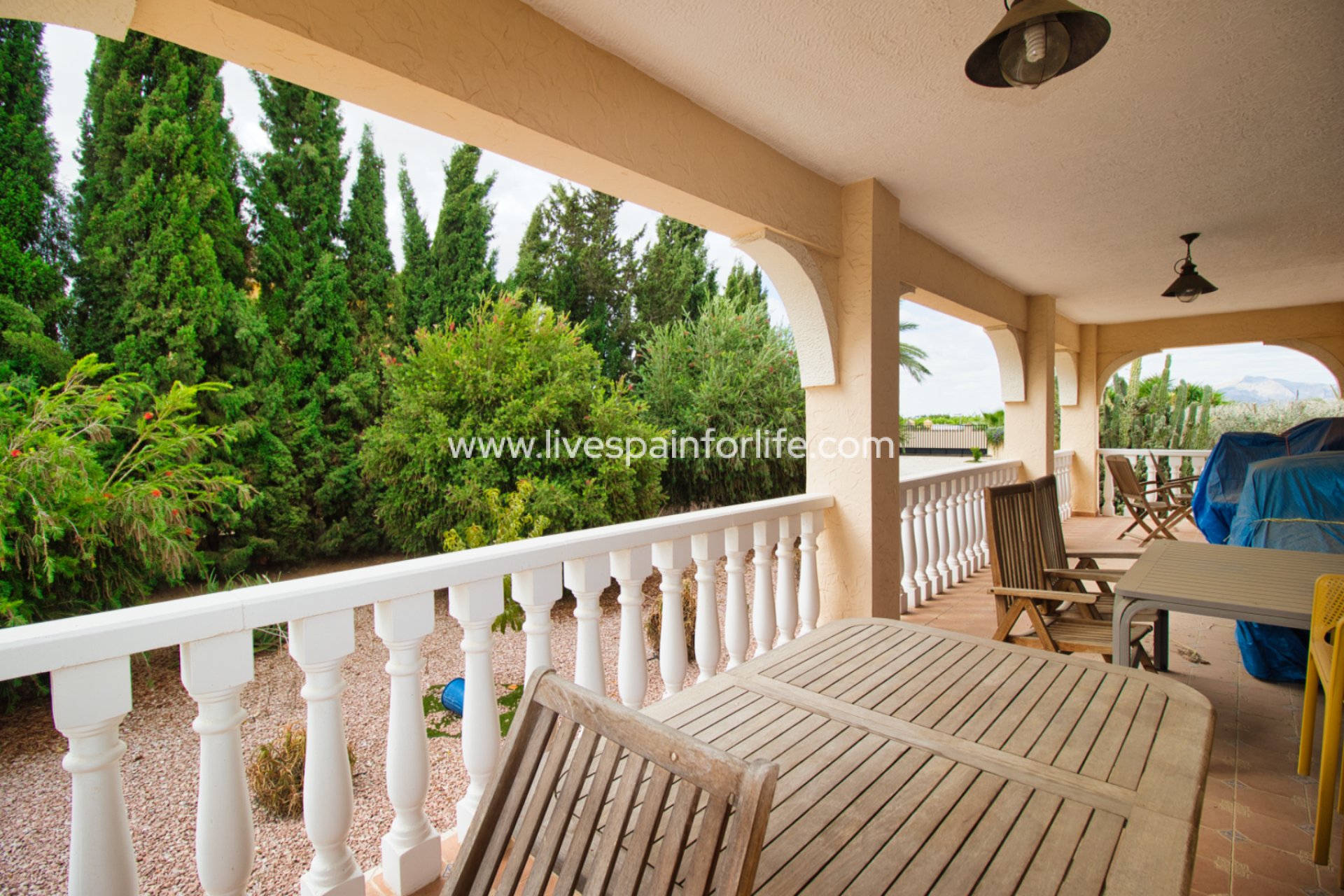 Resale - Country Property -
Orihuela