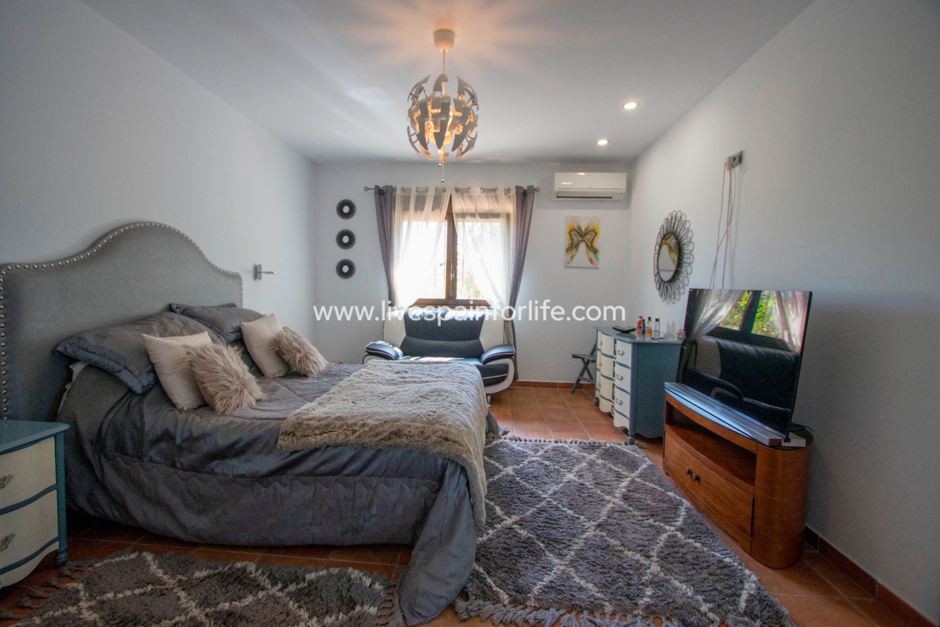 Resale - Country Property -
Orihuela