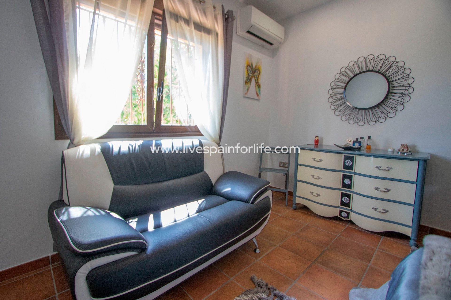 Resale - Country Property -
Orihuela