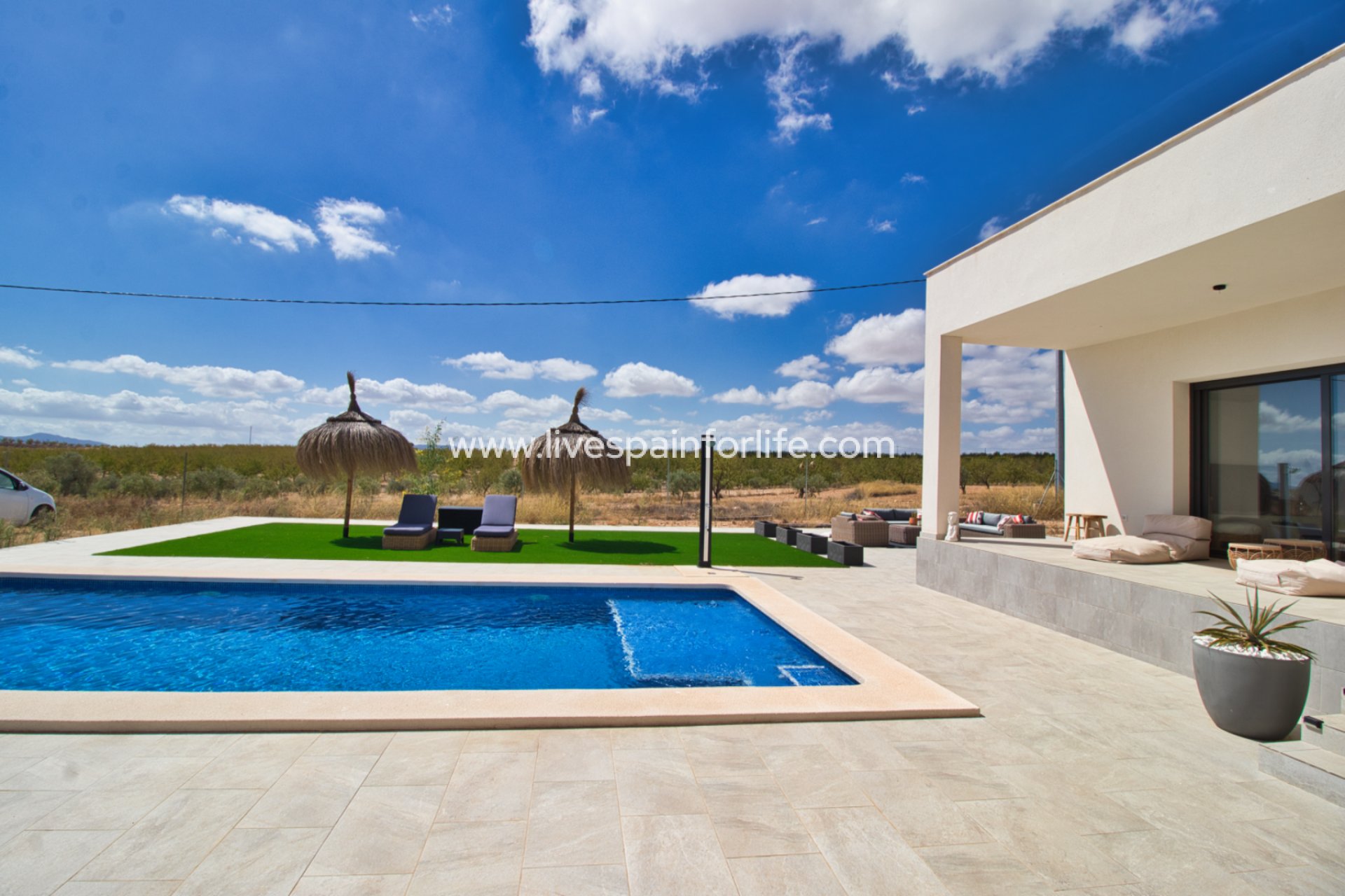 Resale - Country Property -
Pinoso