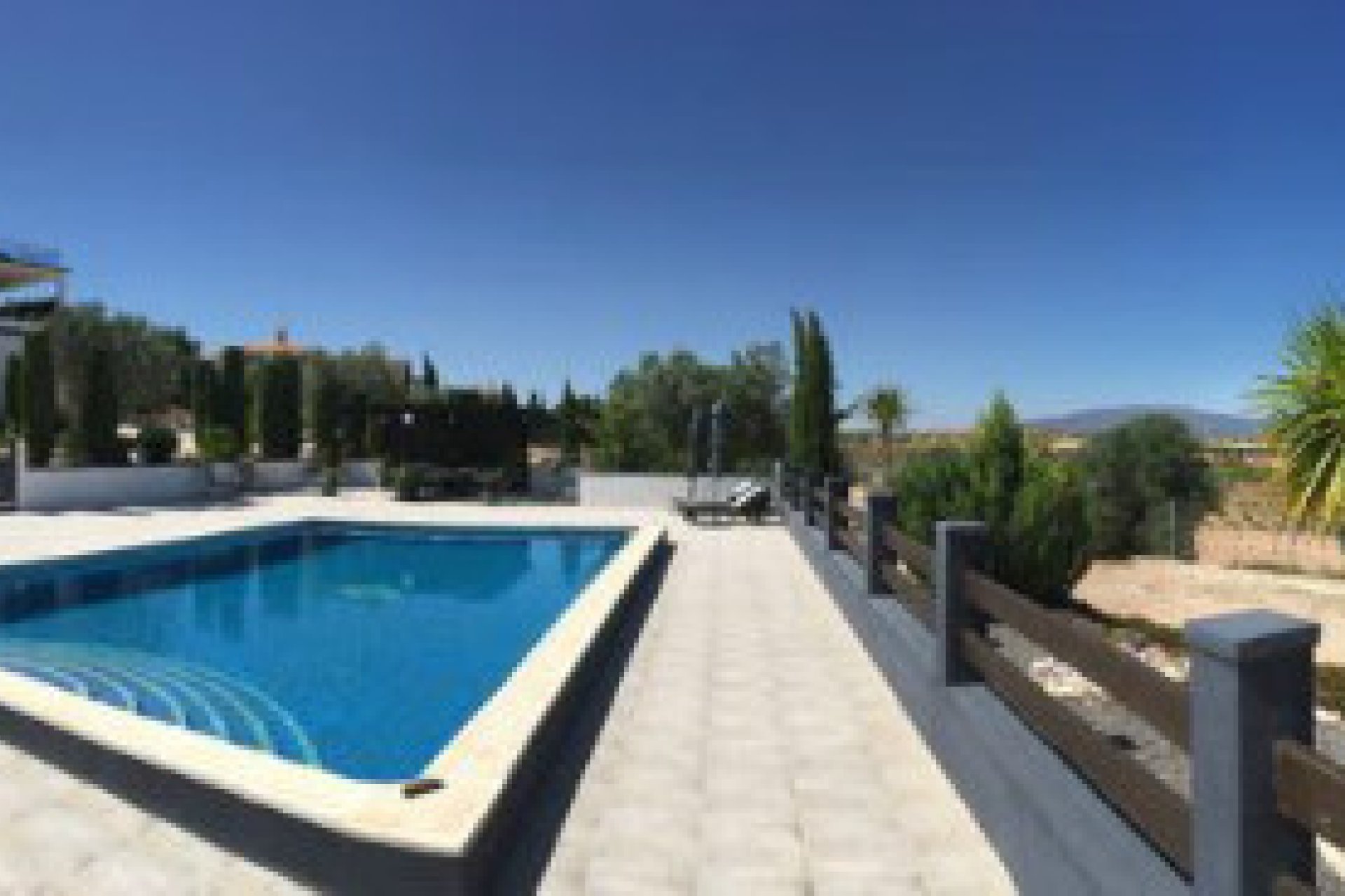 Resale - Country Property -
Pinoso