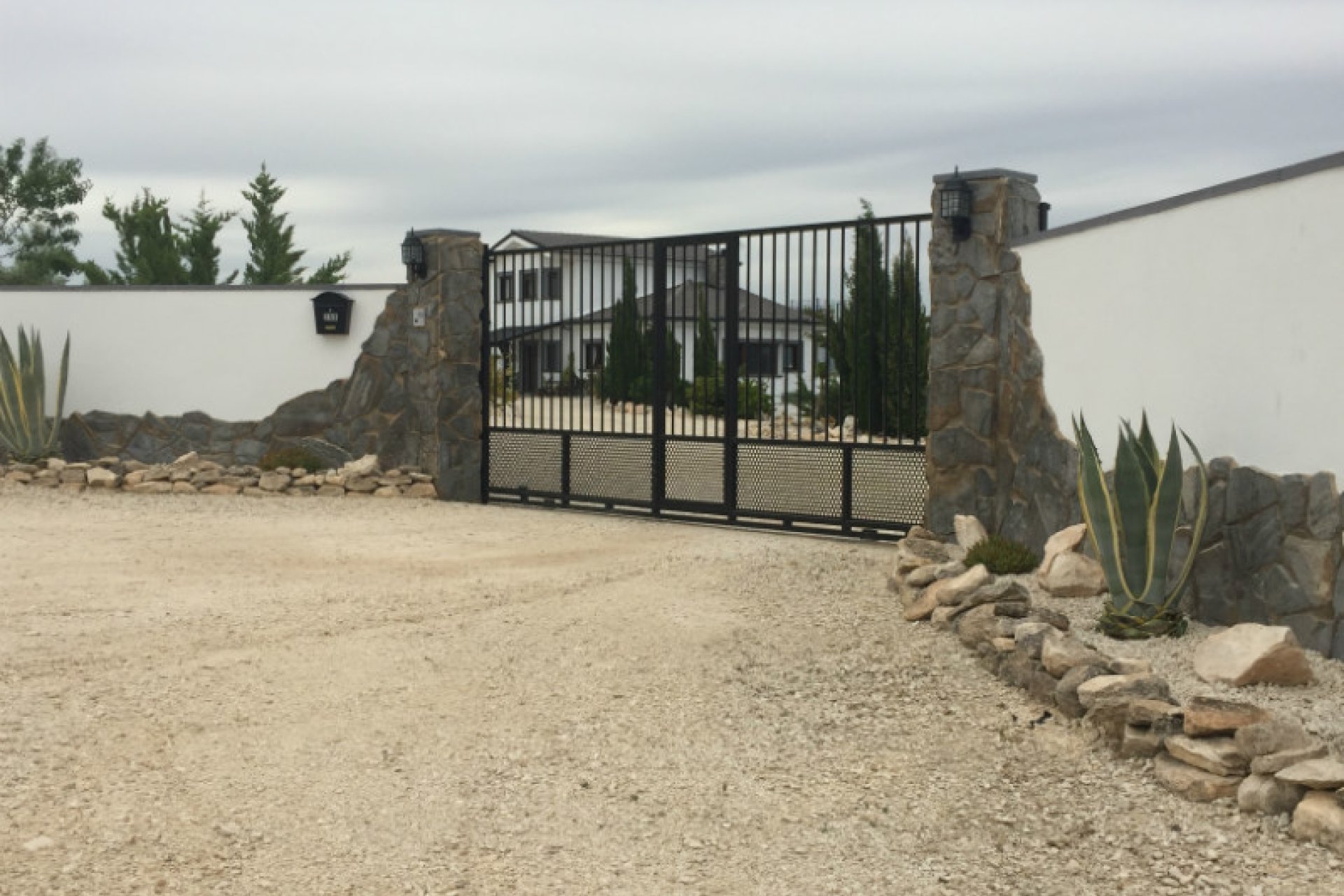 Resale - Country Property -
Pinoso