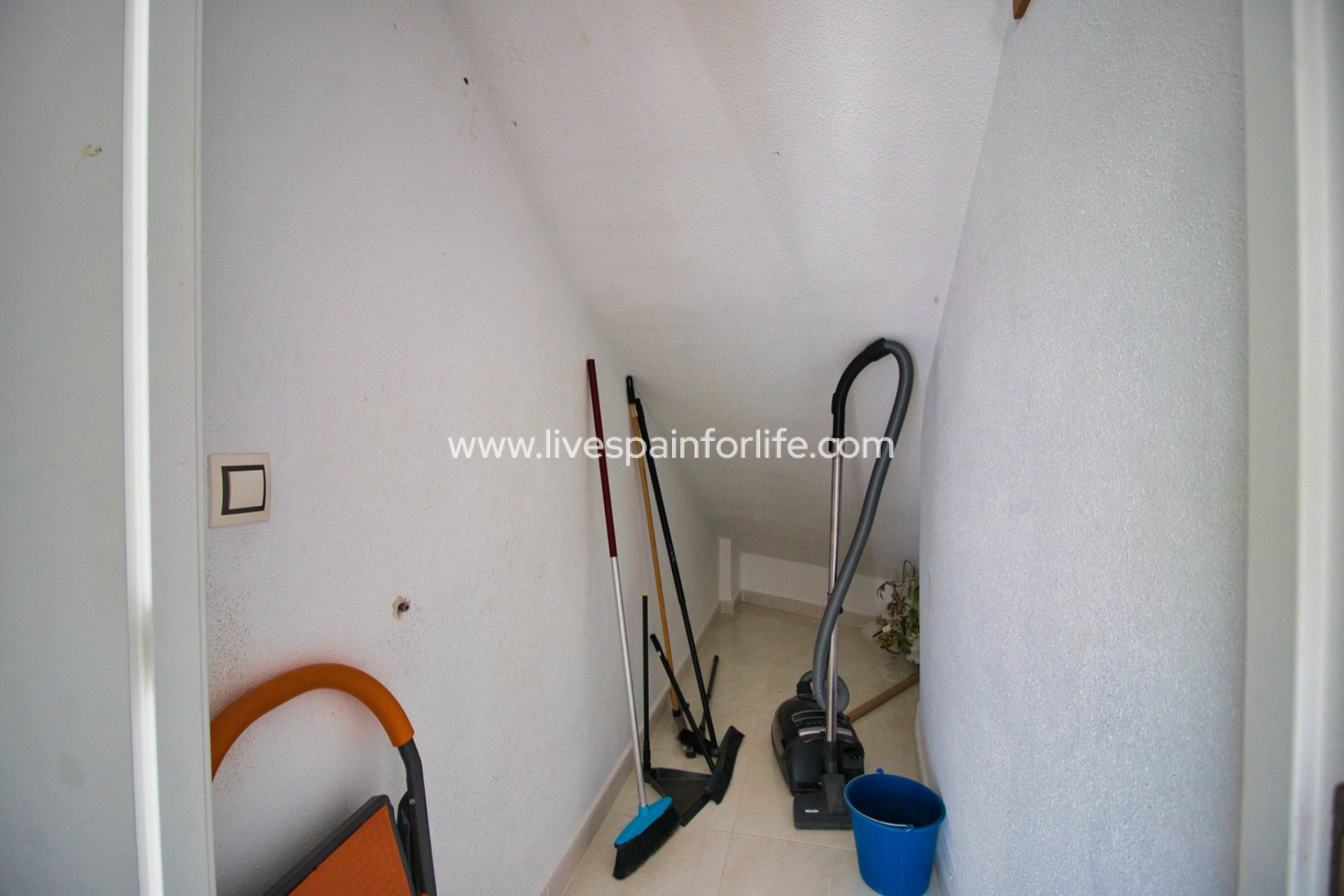 Resale - Country Property -
Pinoso