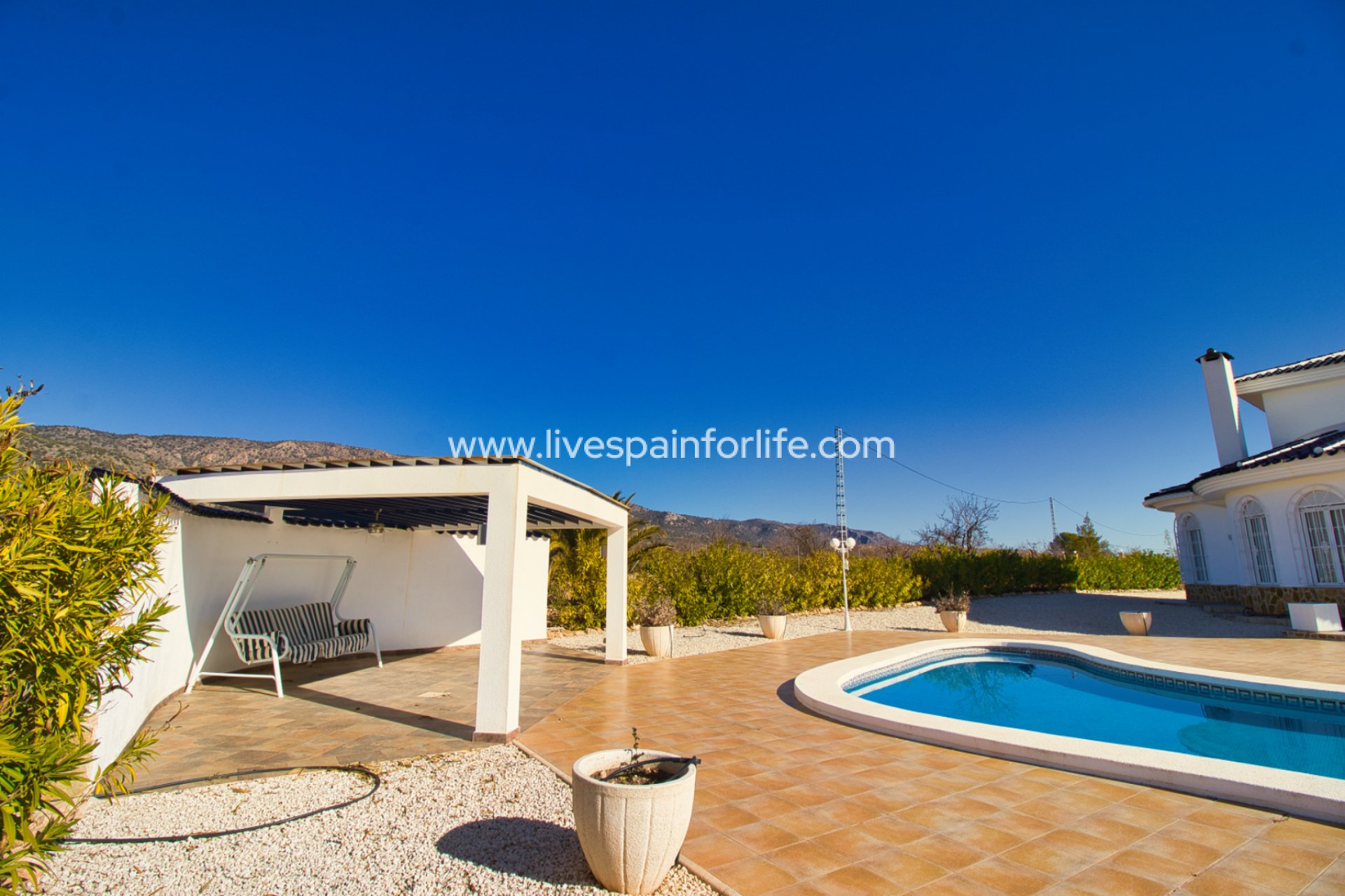 Resale - Country Property -
Pinoso