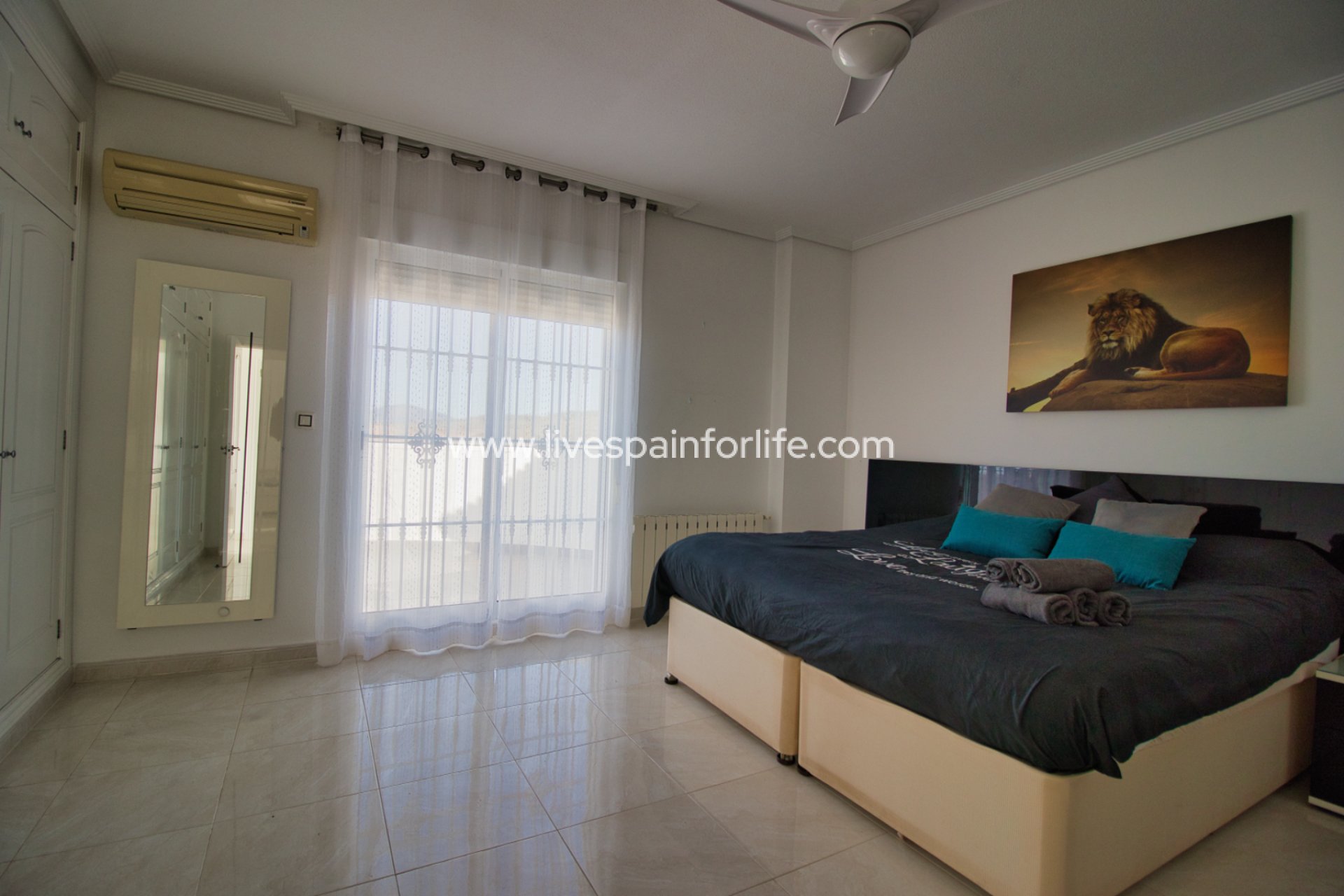 Resale - Country Property -
Pinoso