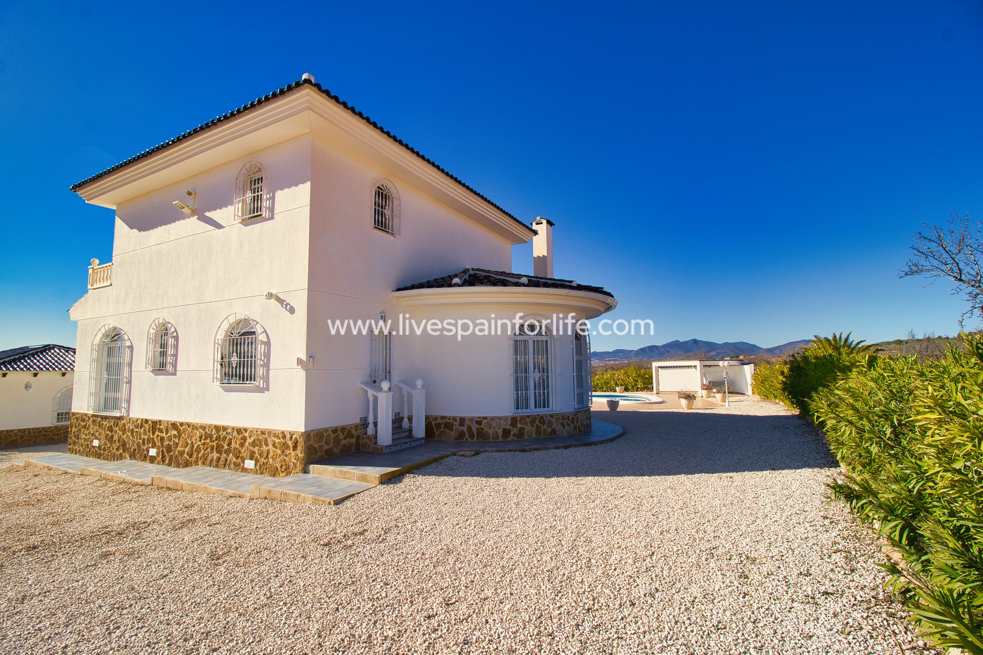 Resale - Country Property -
Pinoso