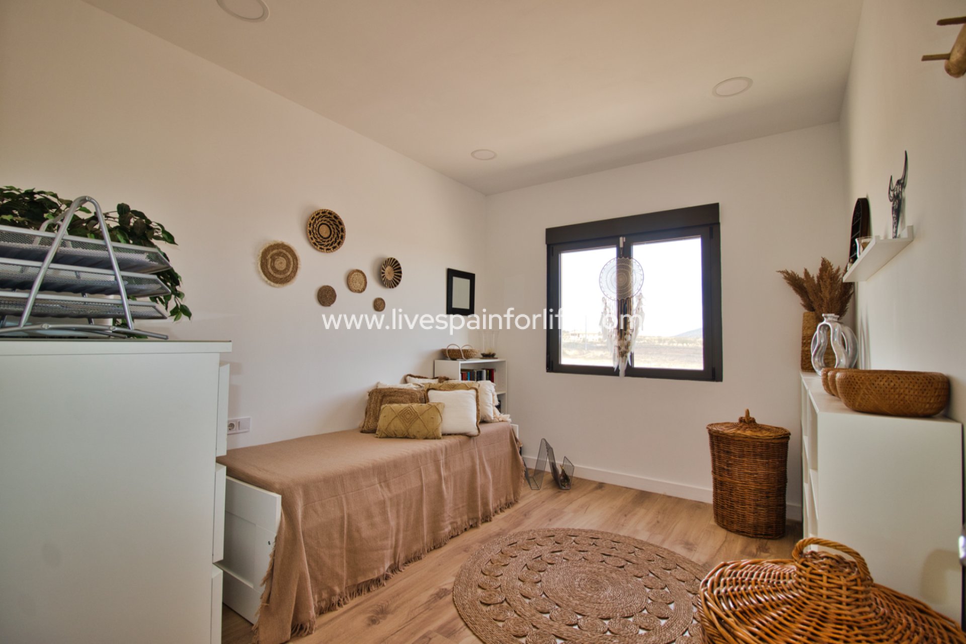 Resale - Country Property -
Pinoso