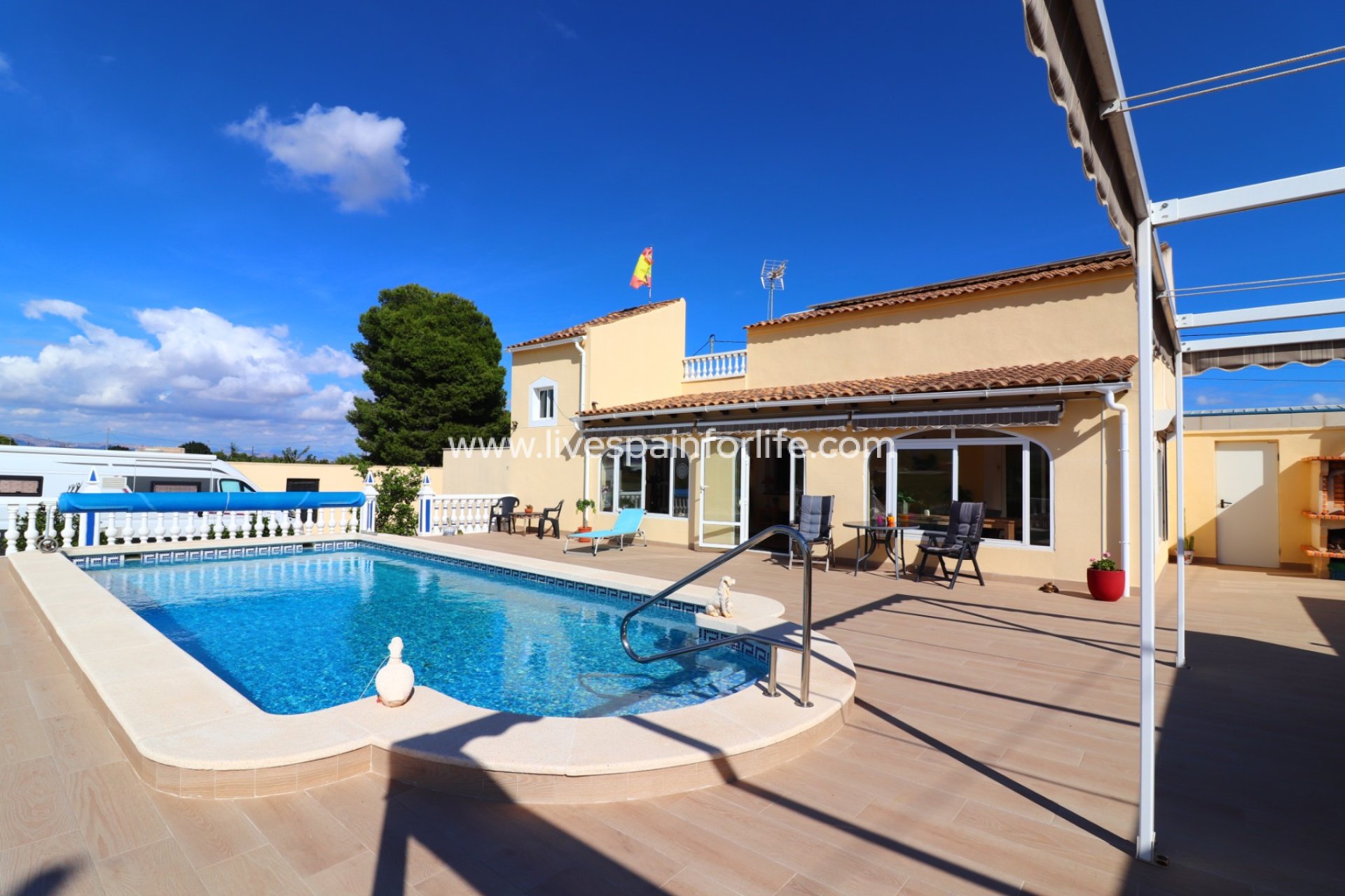 Resale - Country Property -
Rafal - El Mudamiento