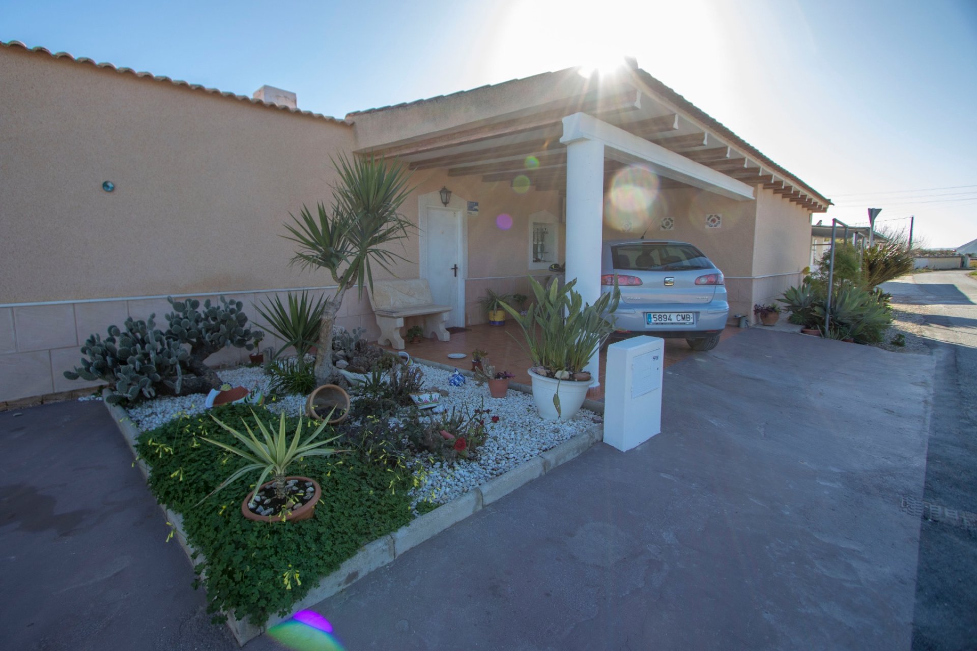 Resale - Country Property -
Redovan