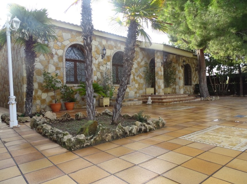Resale - Country Property -
Santa Pola